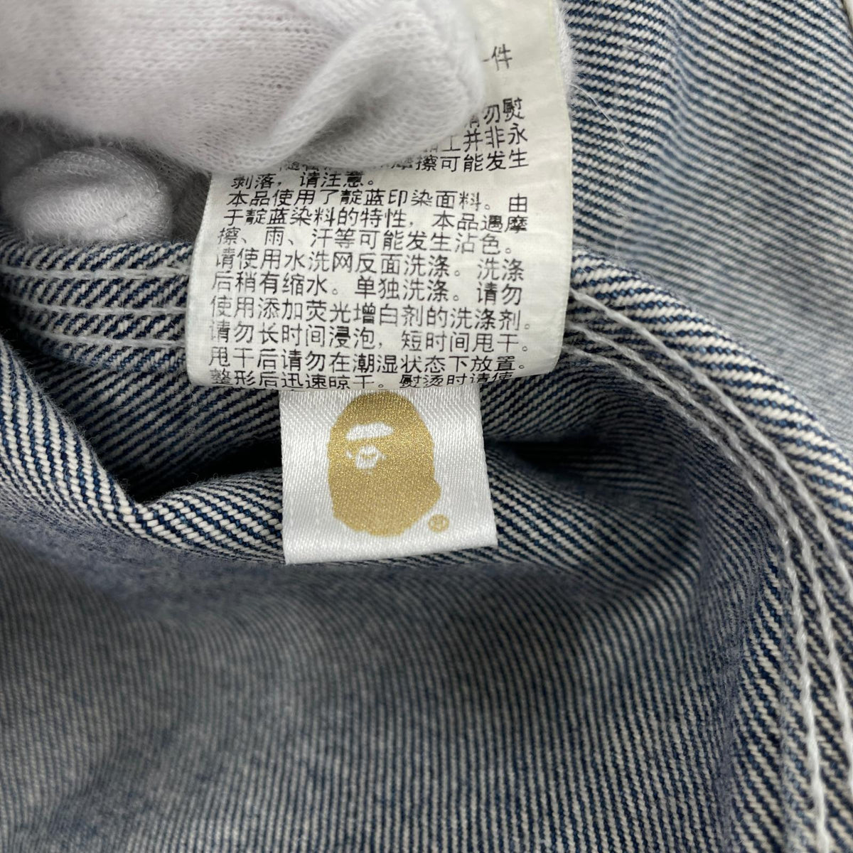 デニムジャケット A BATHING APE Shark graphic-print denim jacket (2XL)