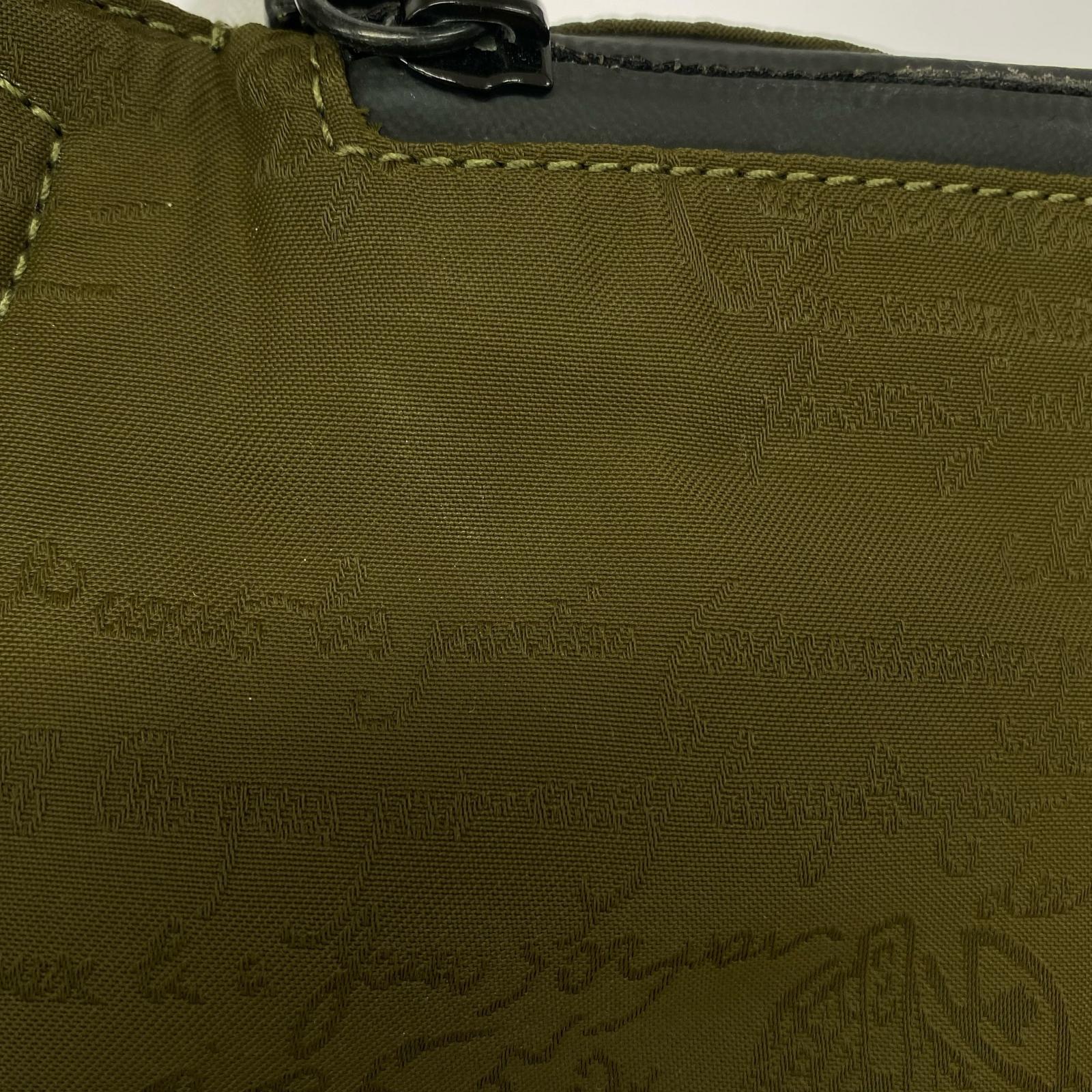 ショルダーバッグ Scrit Nyion Leather Body Bag カーキ