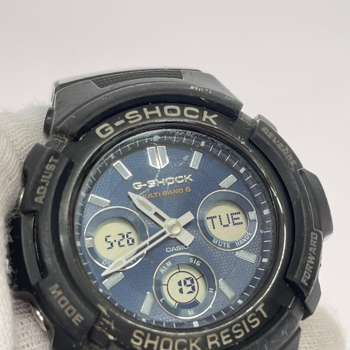 腕時計 AWG-M100SB ブラック