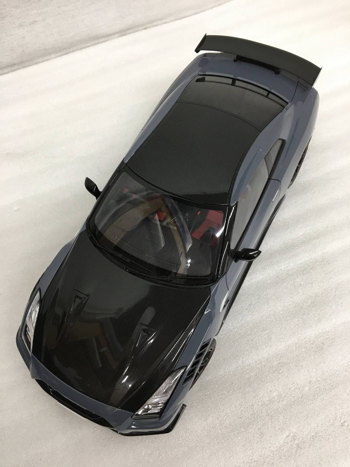 AUTOart NISSAN GT-R ニスモ SPECIAL EDITION スケールカー