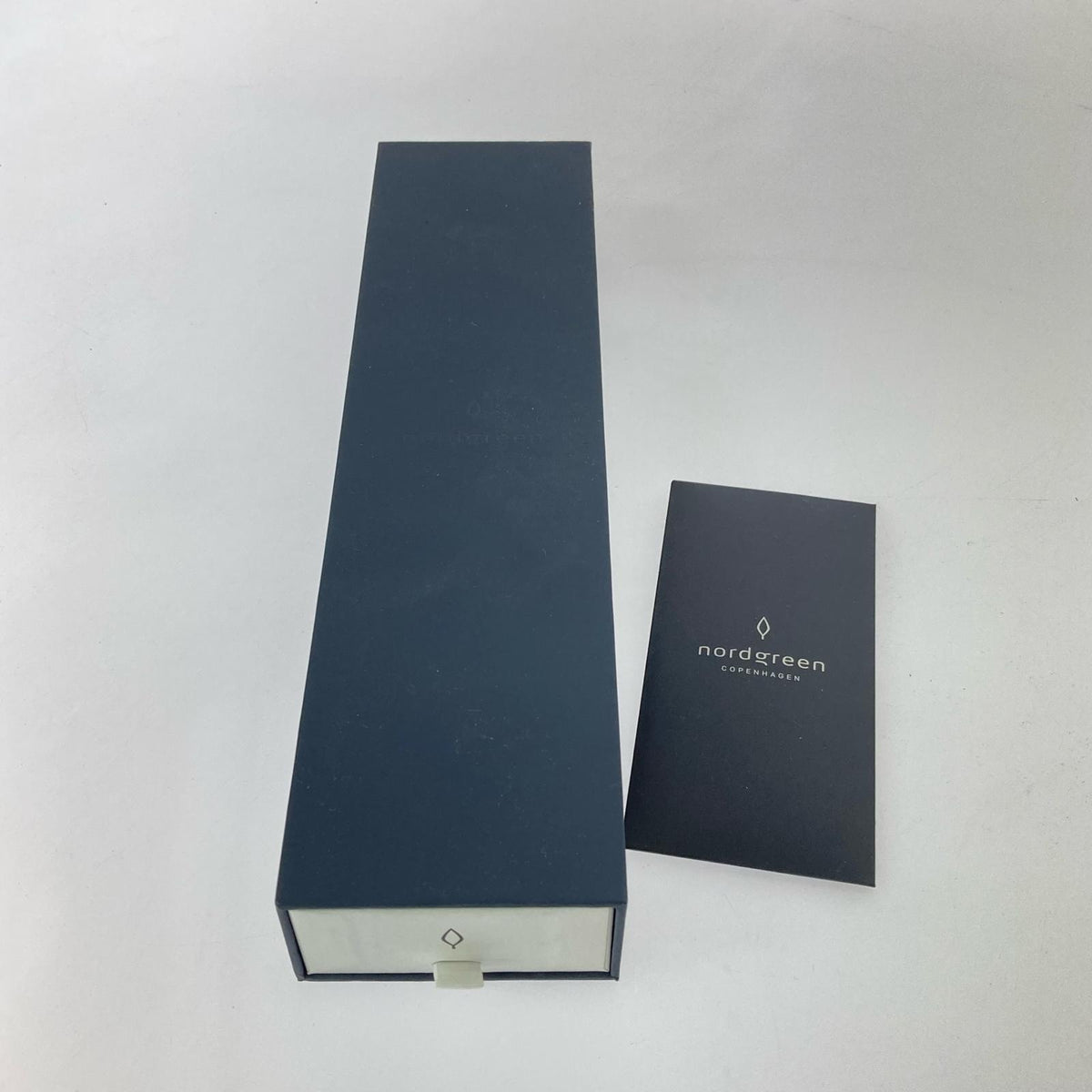 腕時計 Nordgreen Pioneer ブラック