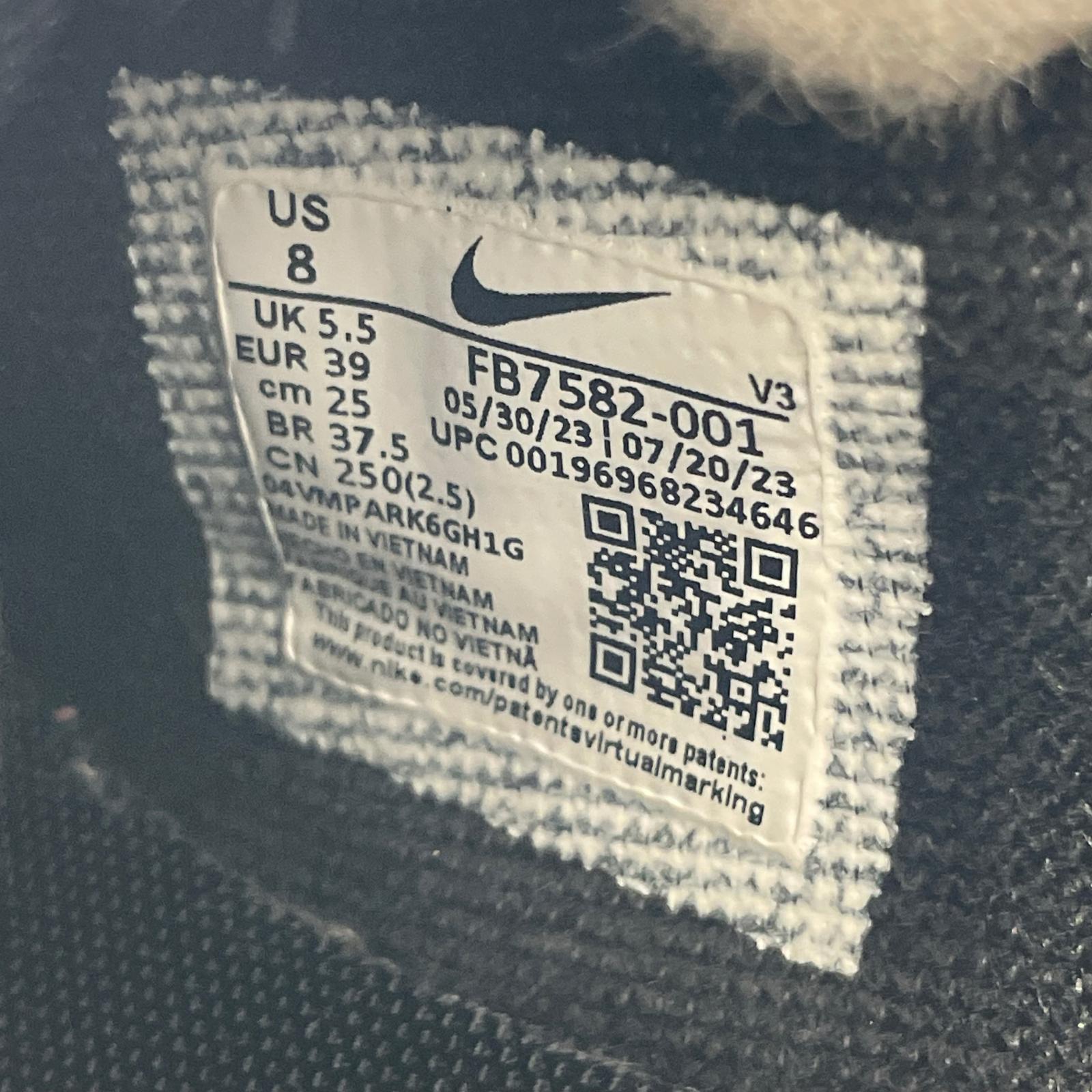 スニーカー WMNS AF1 SHADOW 25cm (US7 UK6 1/2 EU40) ブラック