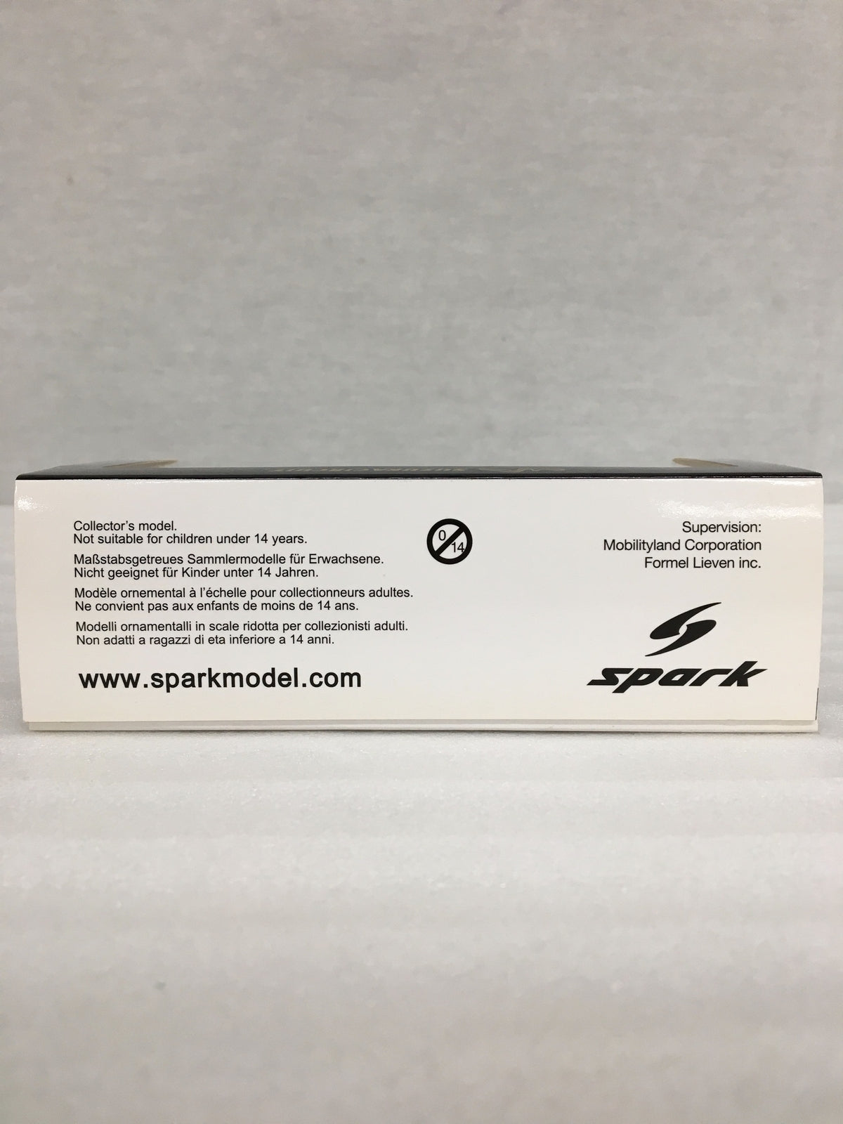 SPARK ss04 鈴鹿サーキットカスタムザウバー C31 スケールカー