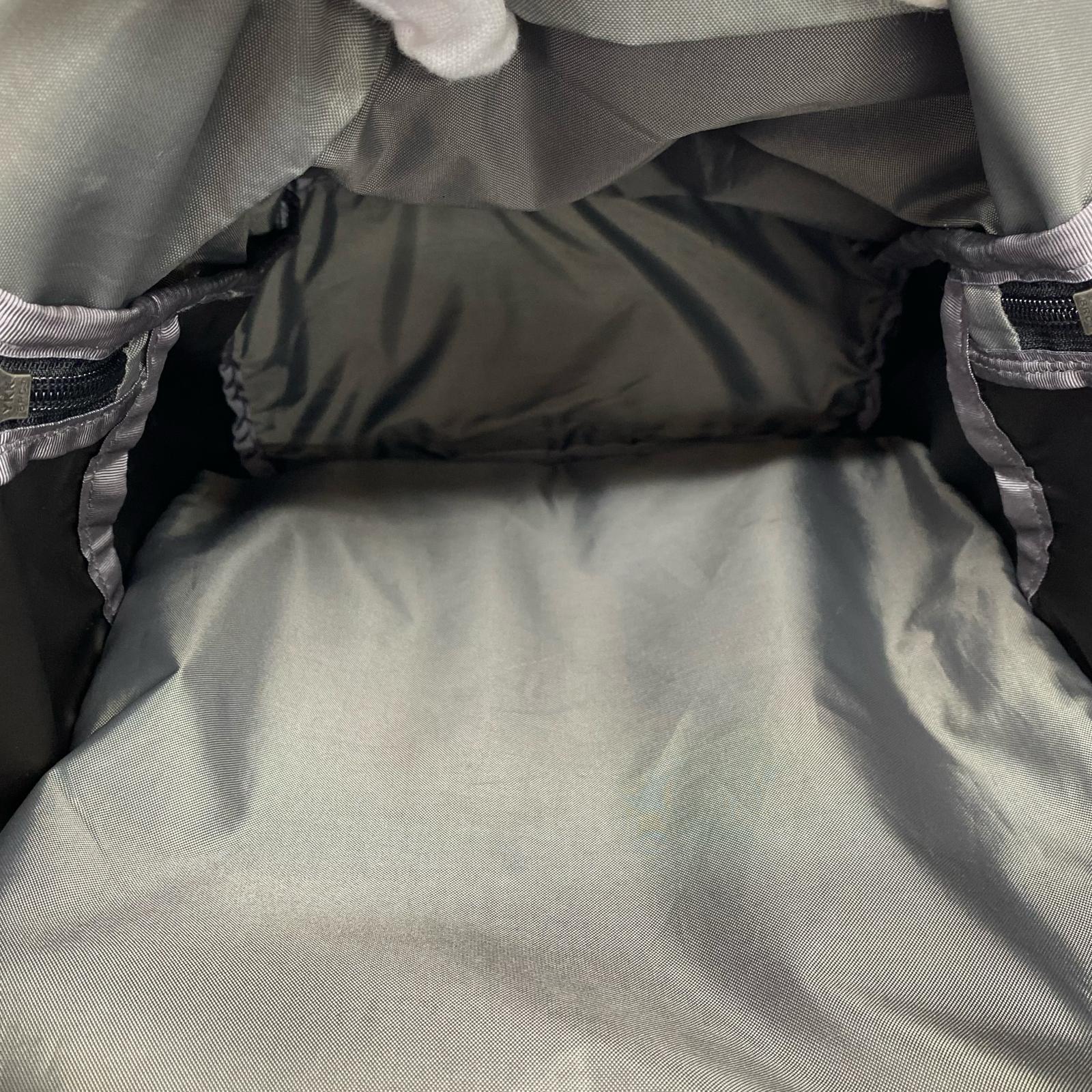 リュック・デイパック refugio daypack ブラック