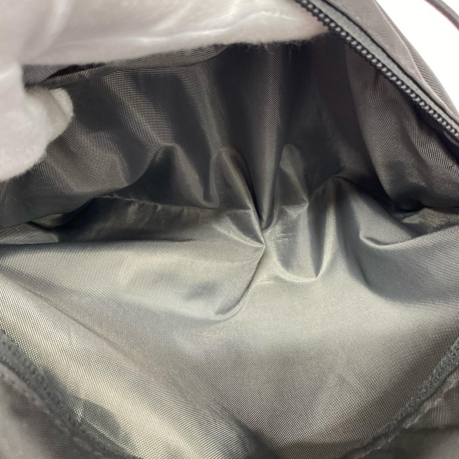 リュック・デイパック refugio daypack ブラック