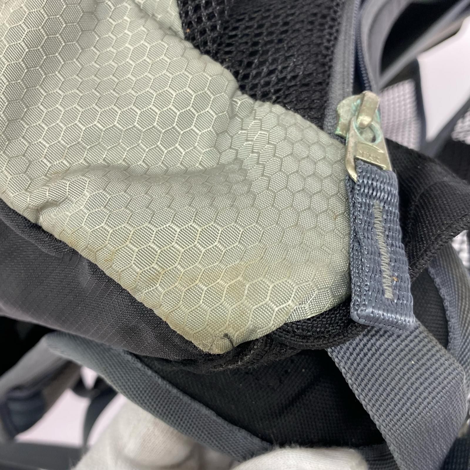 リュック・デイパック RACE EXP AIR グレー