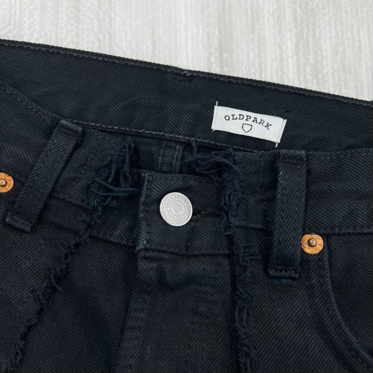 デニムパンツ OLDPARK Levi's 再構築デニムパンツ 黒 L ブラック