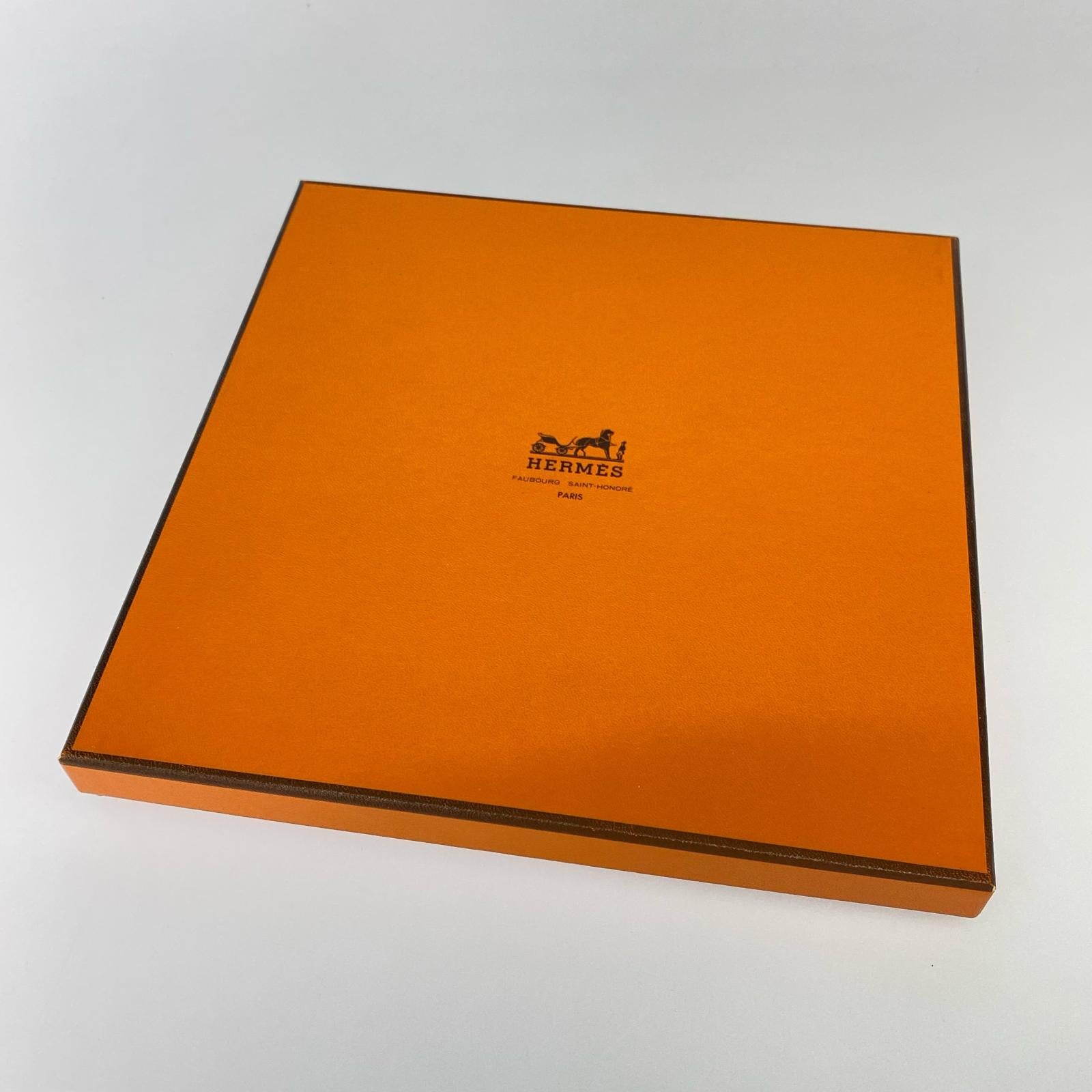 カレ90 Lavie Precieuse de la Mediterranee