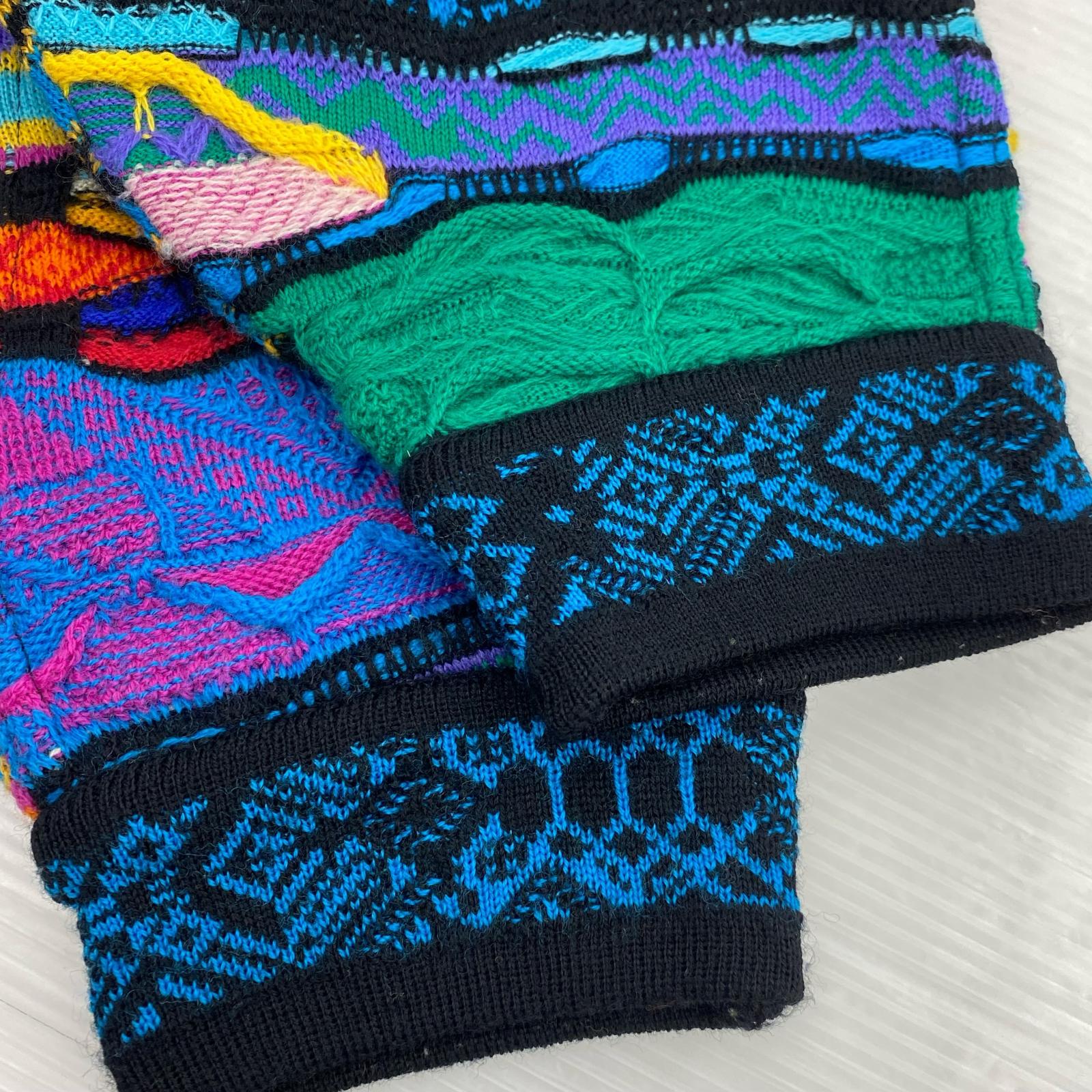 ニット COOGI 3Dニット AUS製 M マルチカラー
