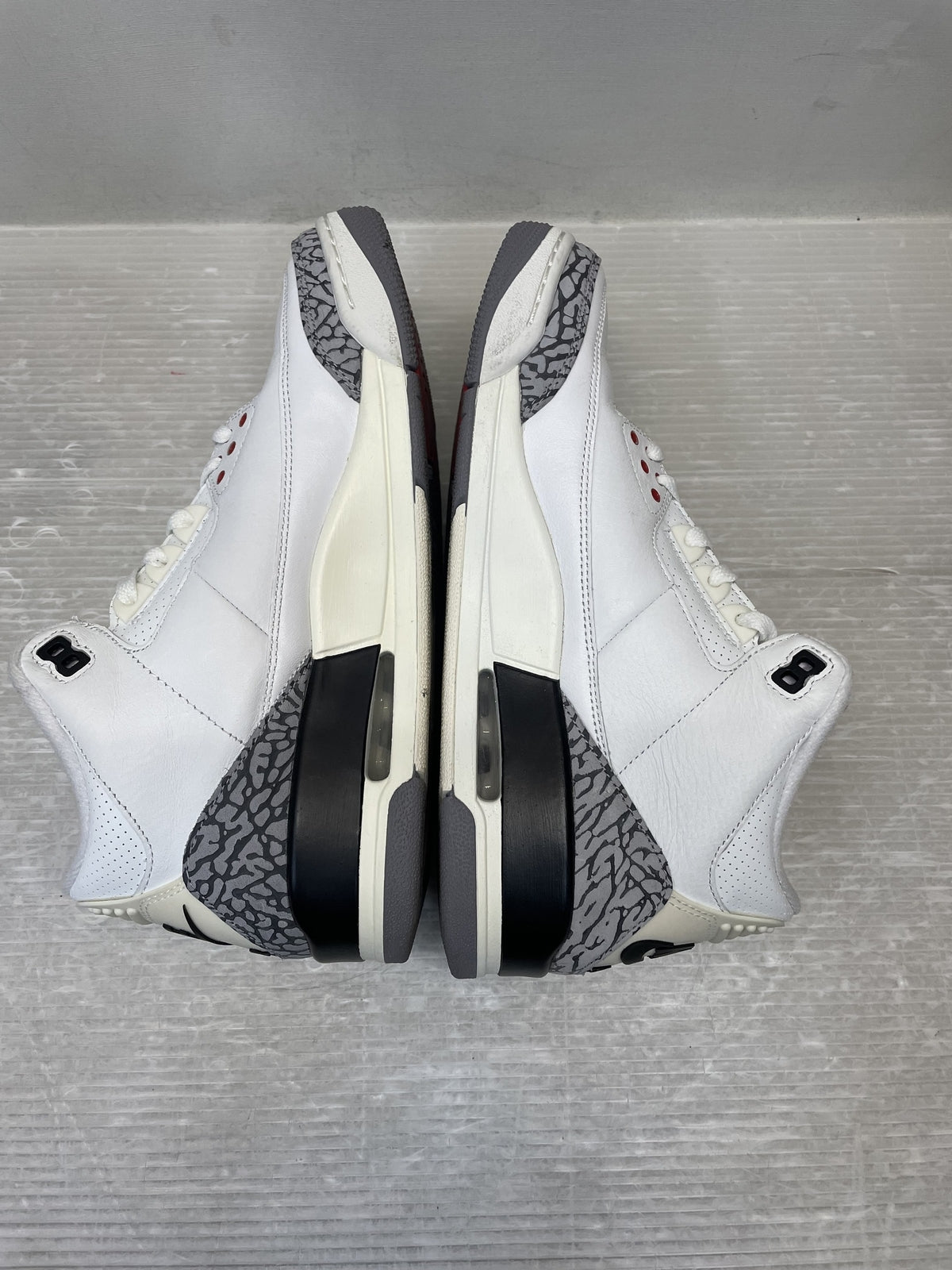スニーカー NIKE AIR JORDAN 3 RETRO 27.0 ホワイト