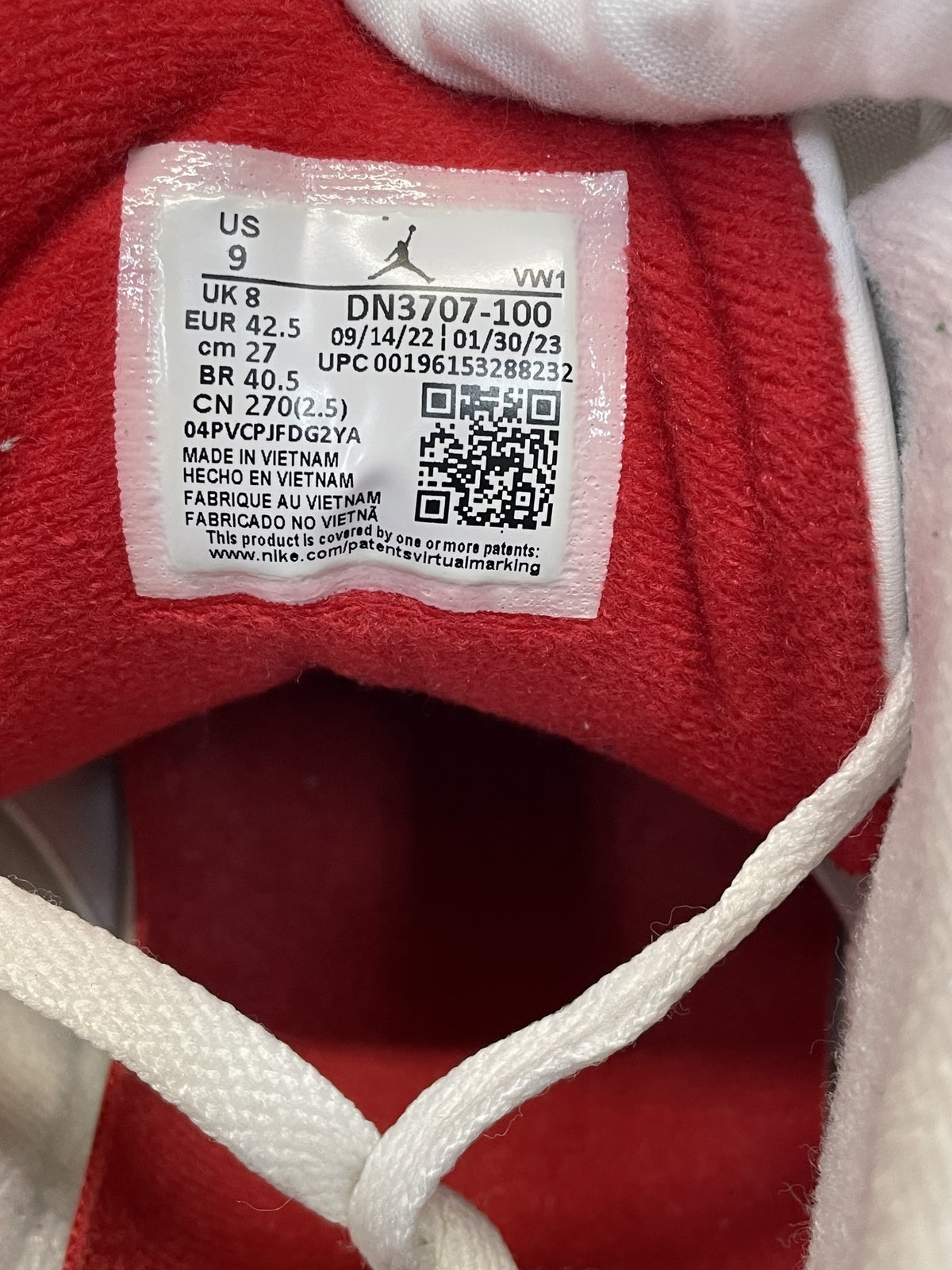 スニーカー NIKE AIR JORDAN 3 RETRO 27.0 ホワイト