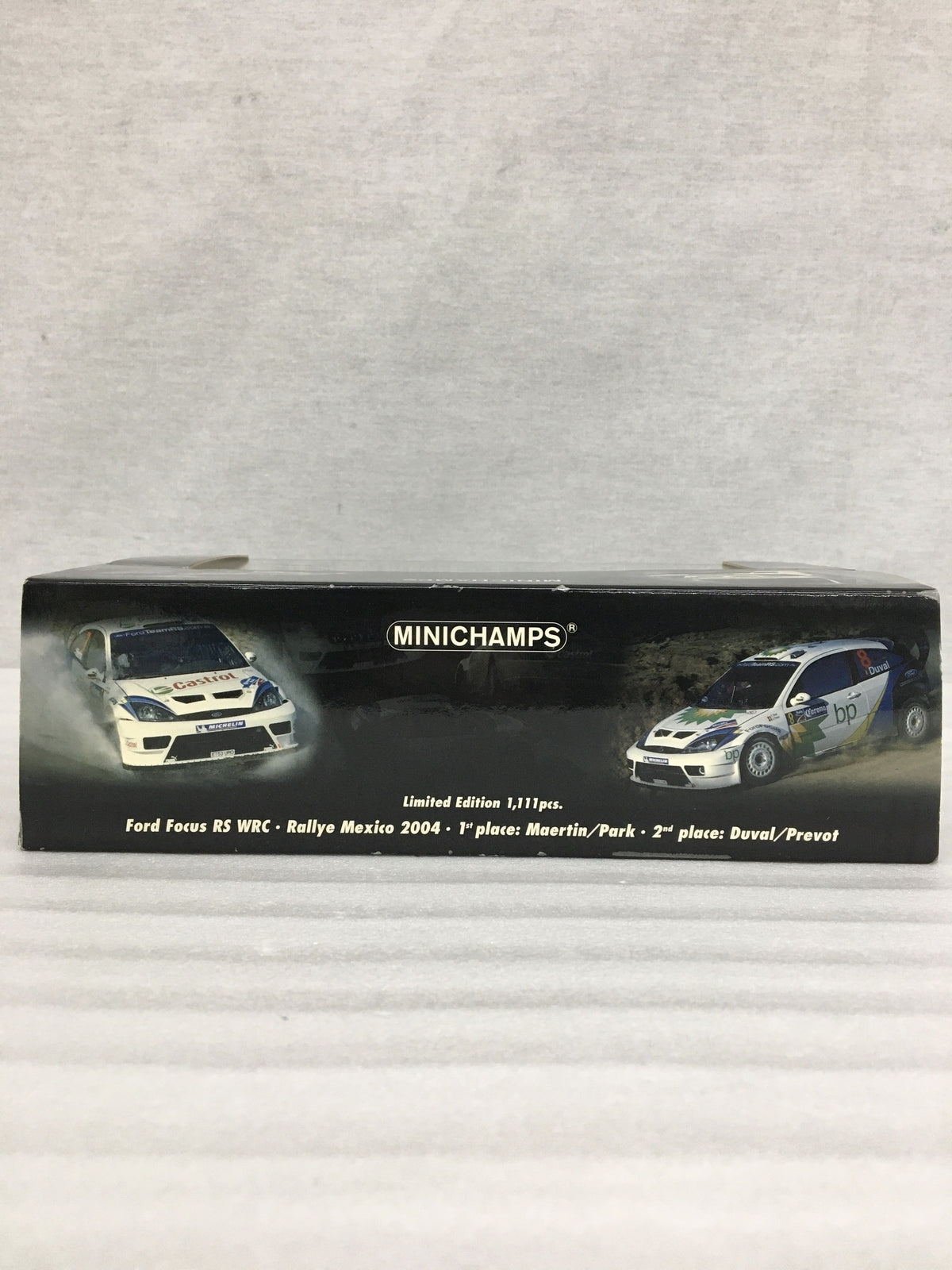 MINICHAMPS 1/43 フォードフォーカス RS スケールカー