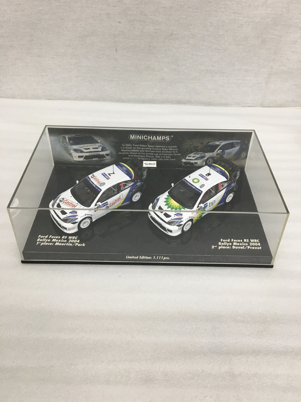 MINICHAMPS 1/43 フォードフォーカス RS スケールカー