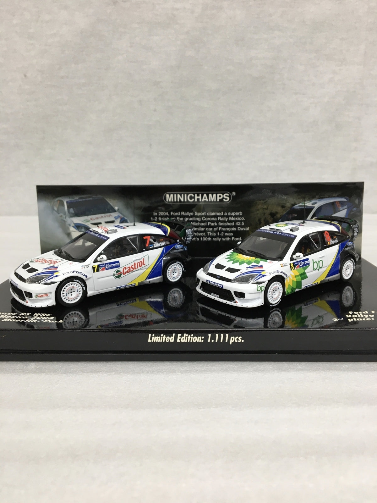 MINICHAMPS 1/43 フォードフォーカス RS スケールカー