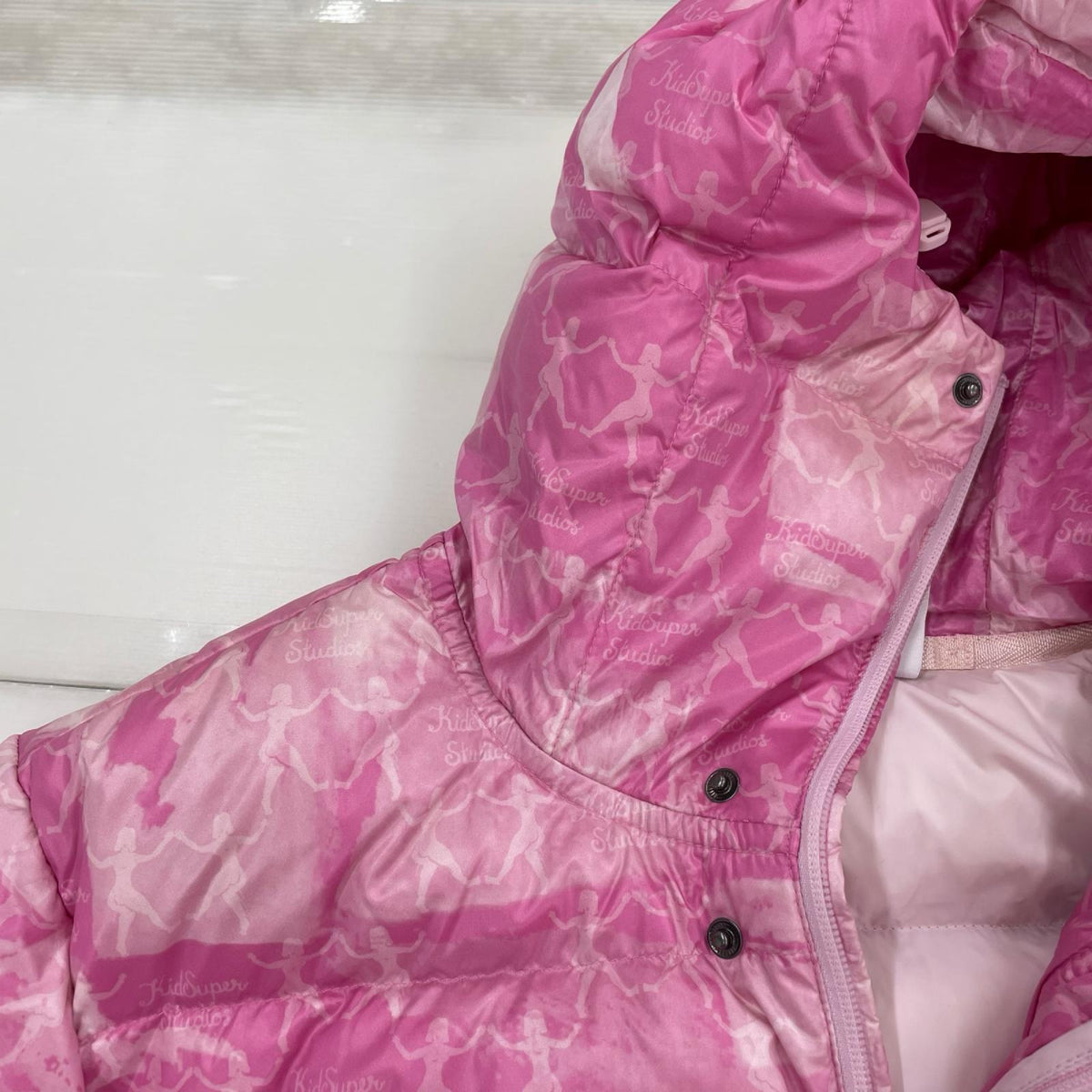 ダウンジャケット KIDSUPER MMQ AOP PUFFER JACKET PNK XS ピンク