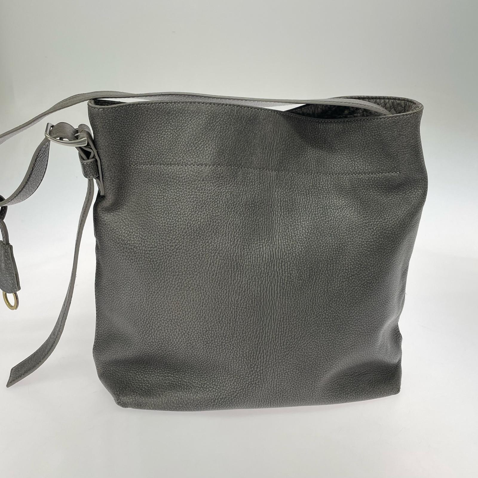 ショルダーバッグ レザー グレー グレー