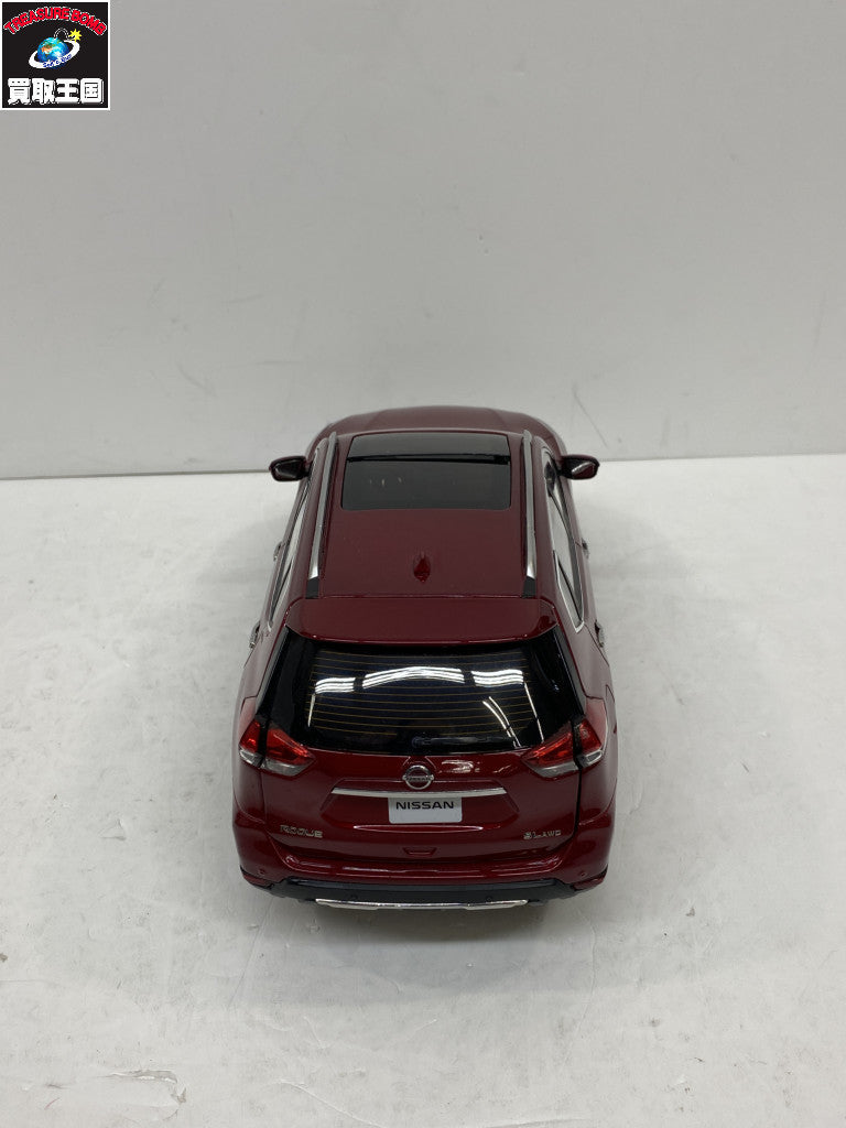 パウディ 1/18 日産ローグ スケールカー