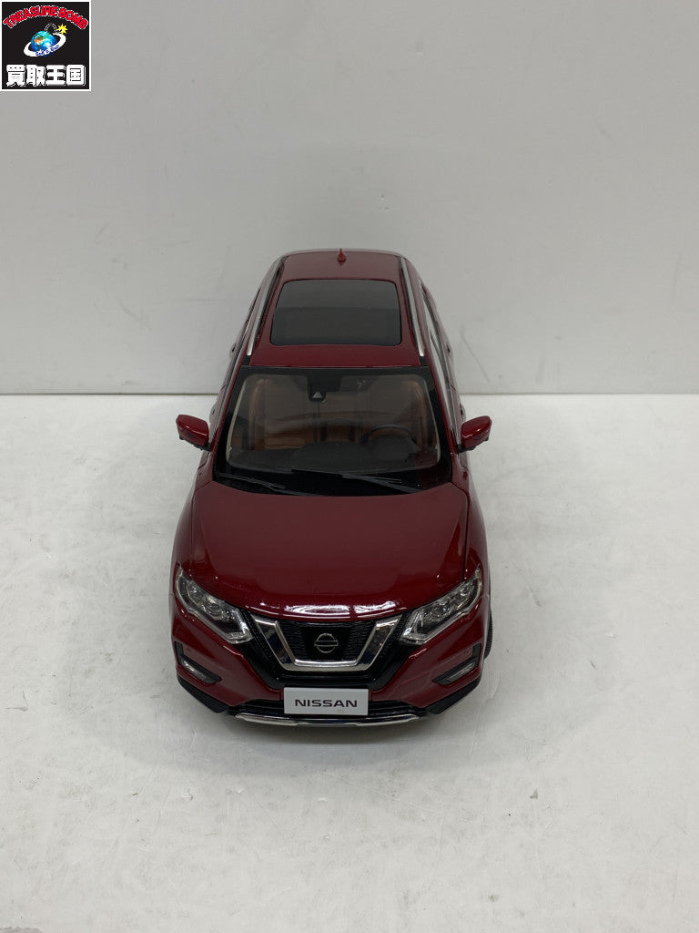 パウディ 1/18 日産ローグ スケールカー