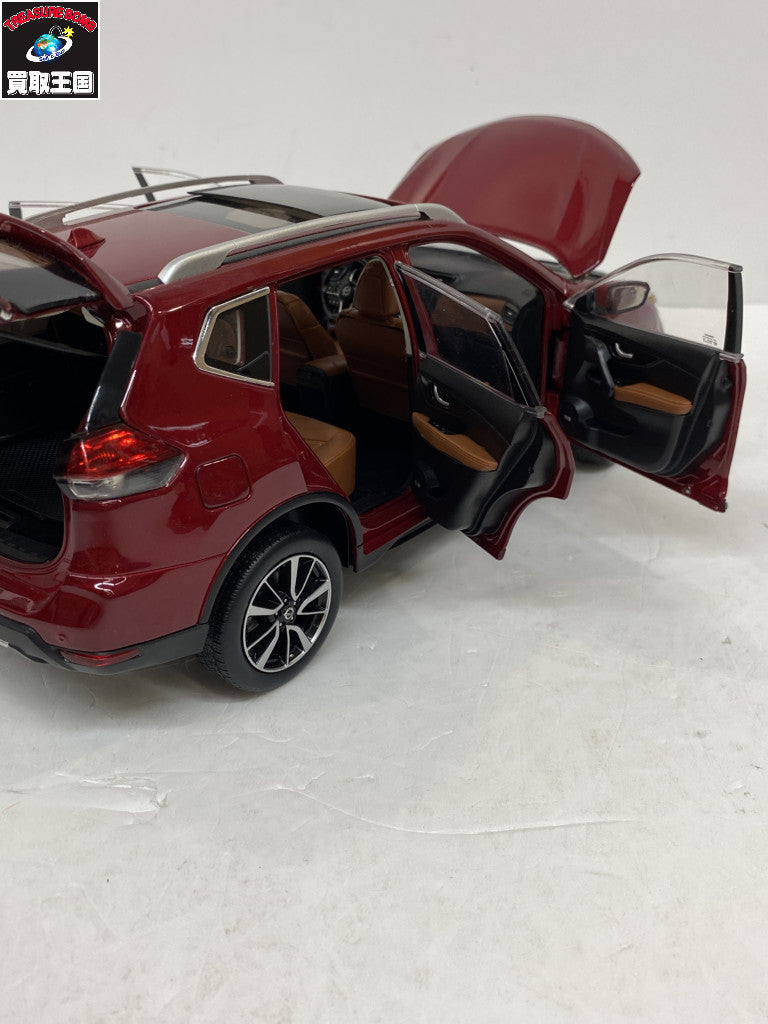 パウディ 1/18 日産ローグ スケールカー