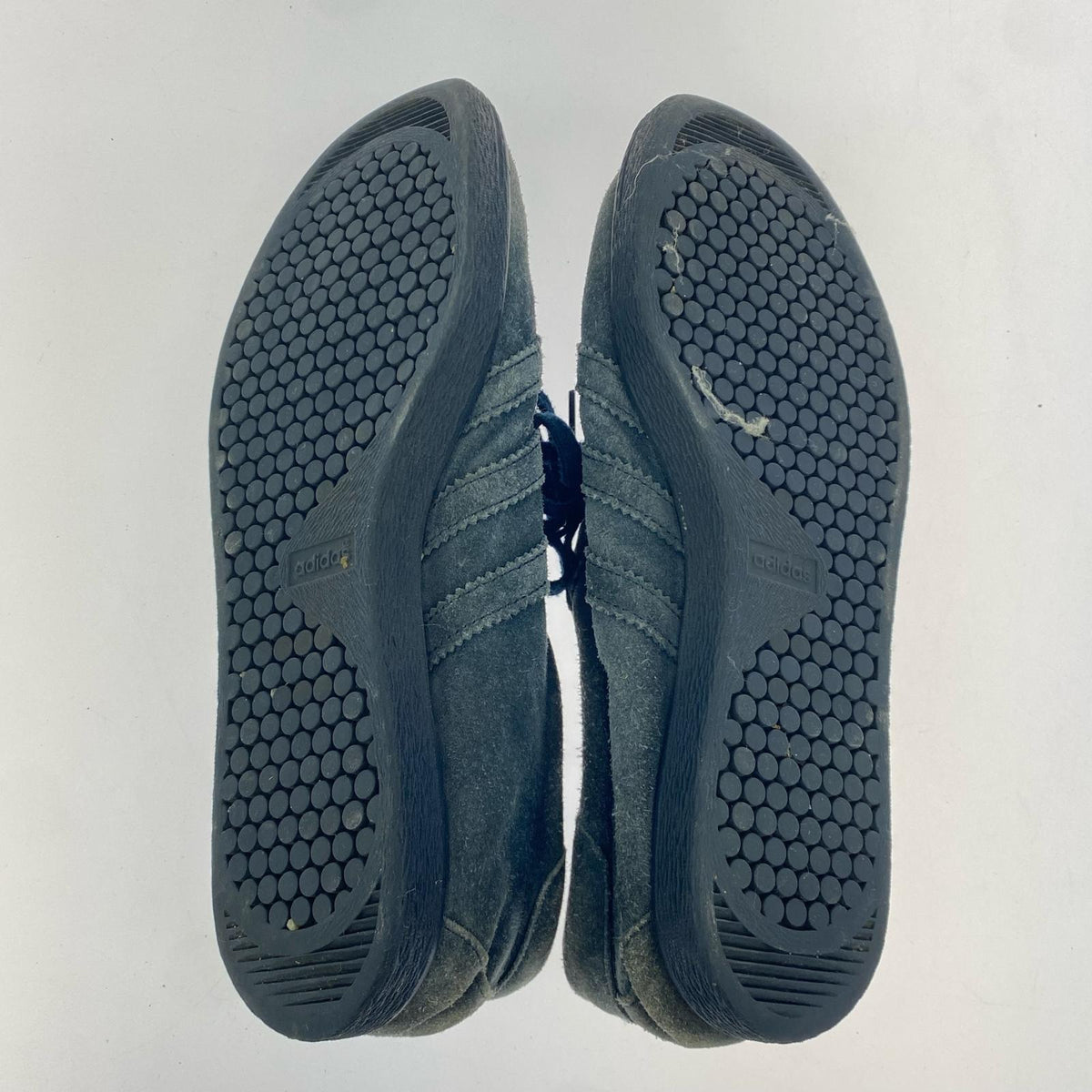 スニーカー TOBACCO UA/27.0/BB4231