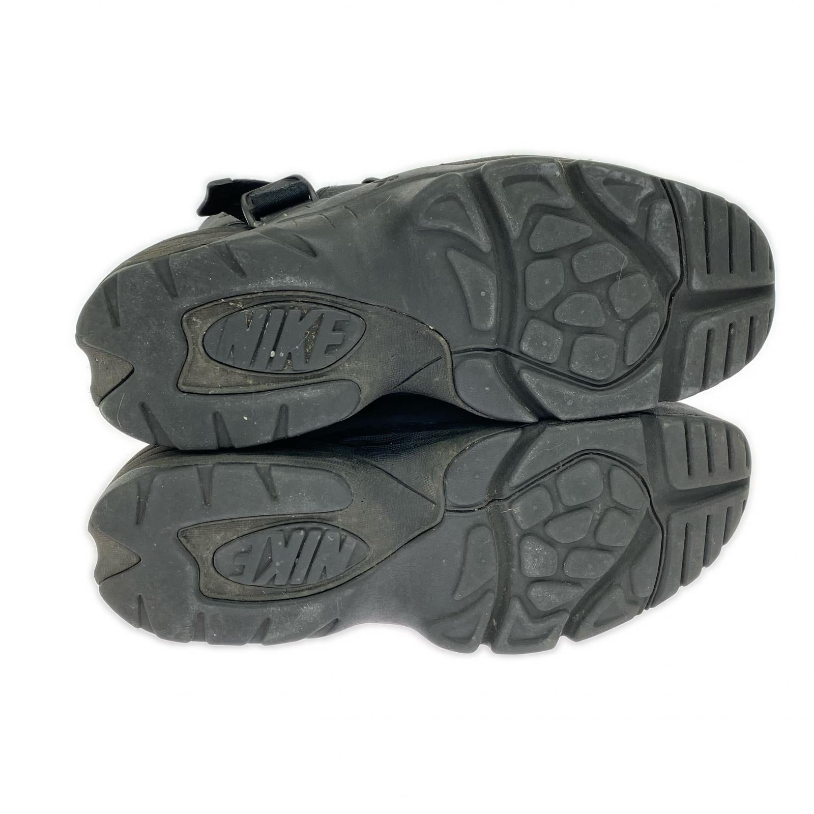 スニーカー COMME des GARCONS×Air Carnivore"Black" 28cm (US10 UK9 1/2 EU46) ブラック