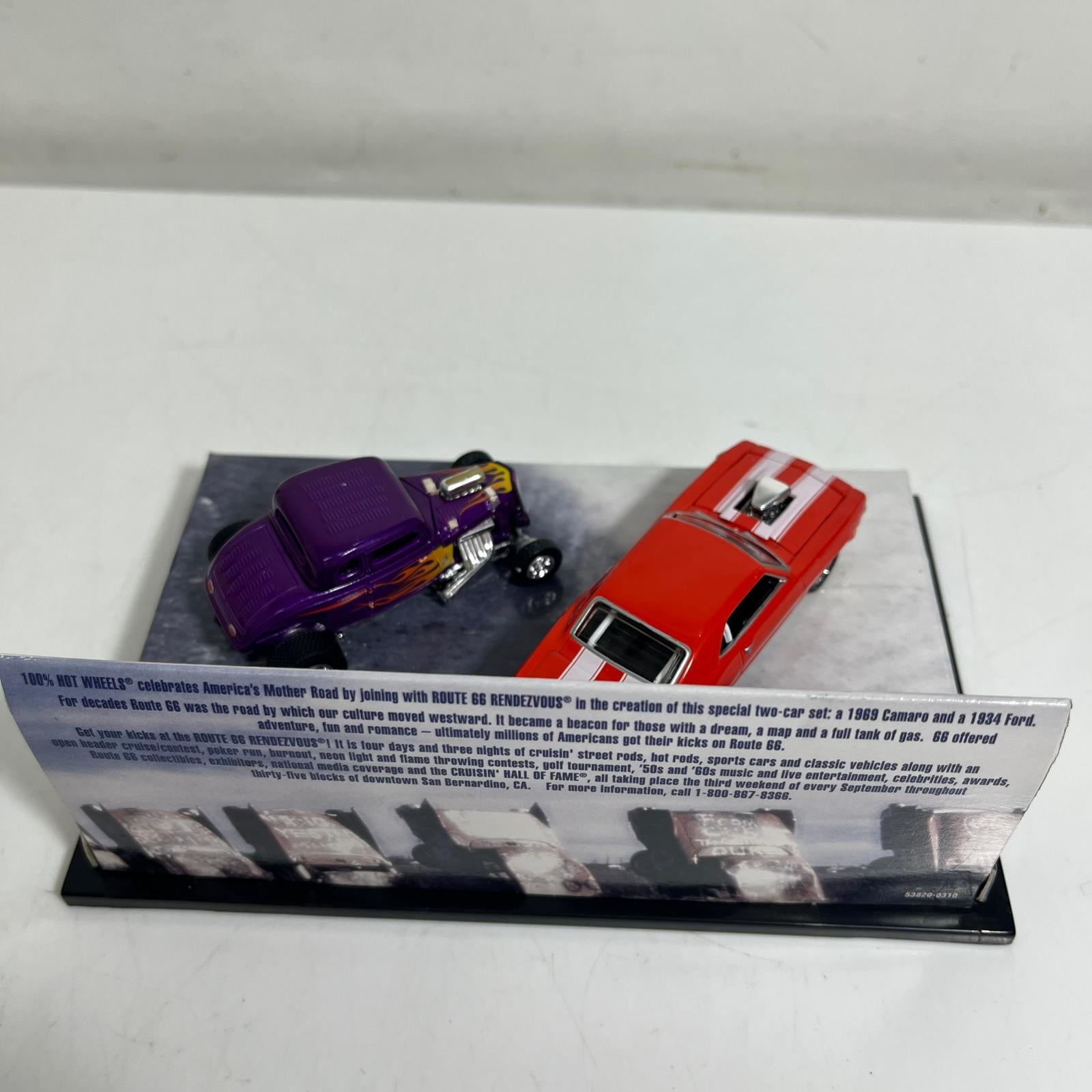 Hot WHeels 1969 CAMARO& 1934 FORD 1969 CAMARO& 1934 FORD Hot WHeels ミニカーその他