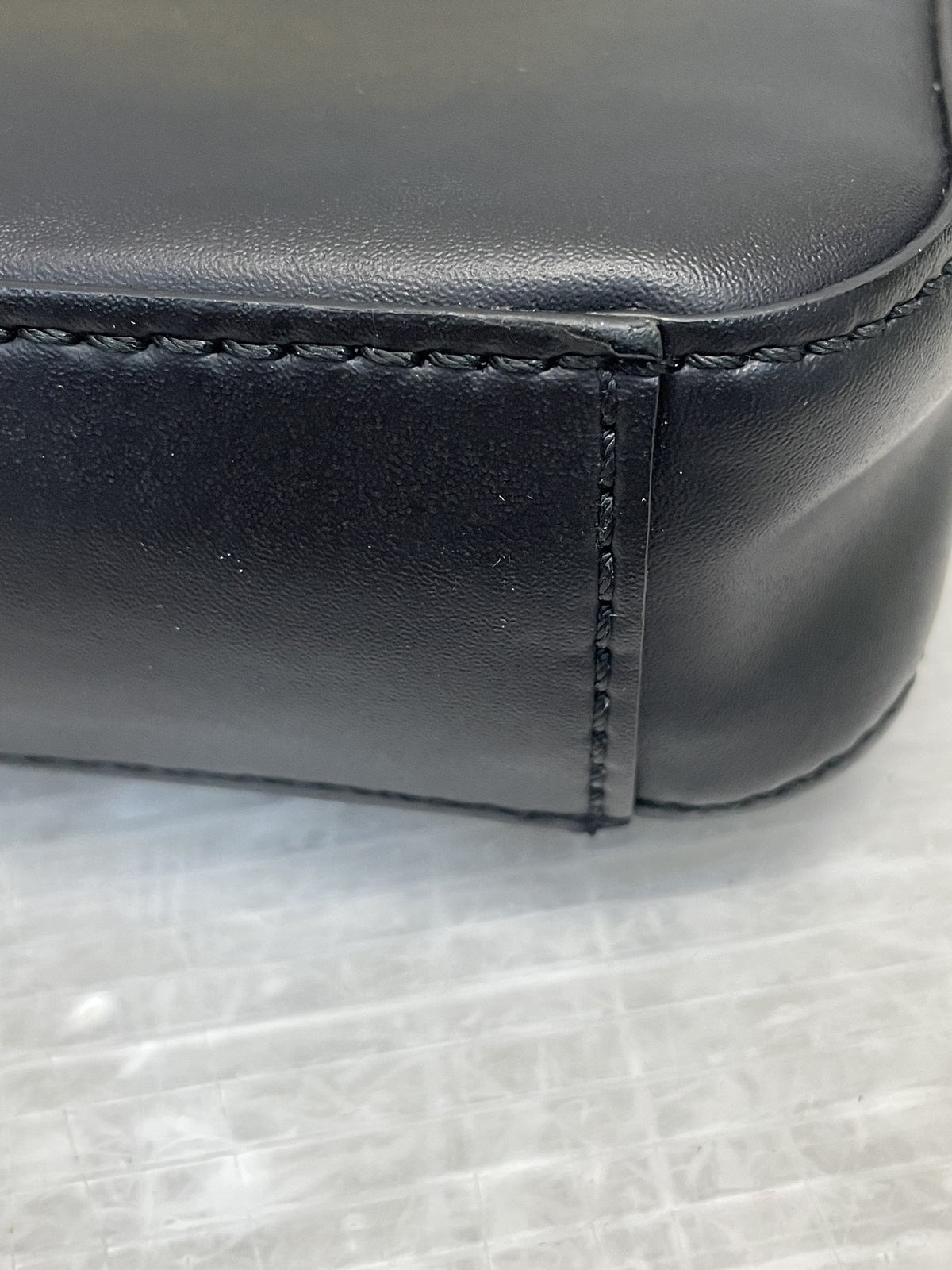 FENDI ダイアゴナル カメラケース ショルダーバッグ