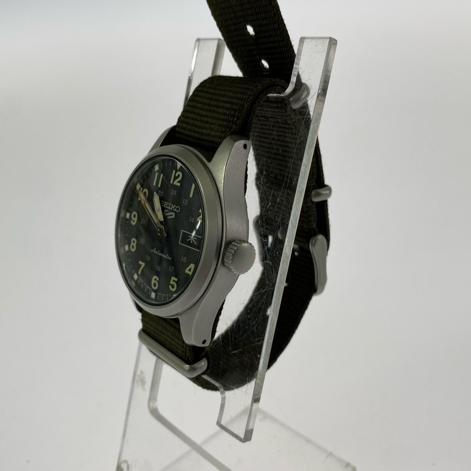 腕時計 SEIKO セイコー5 スポーツ 裏スケ 自動巻き 10気圧防水 腕時計 ミリタリーウォッチ