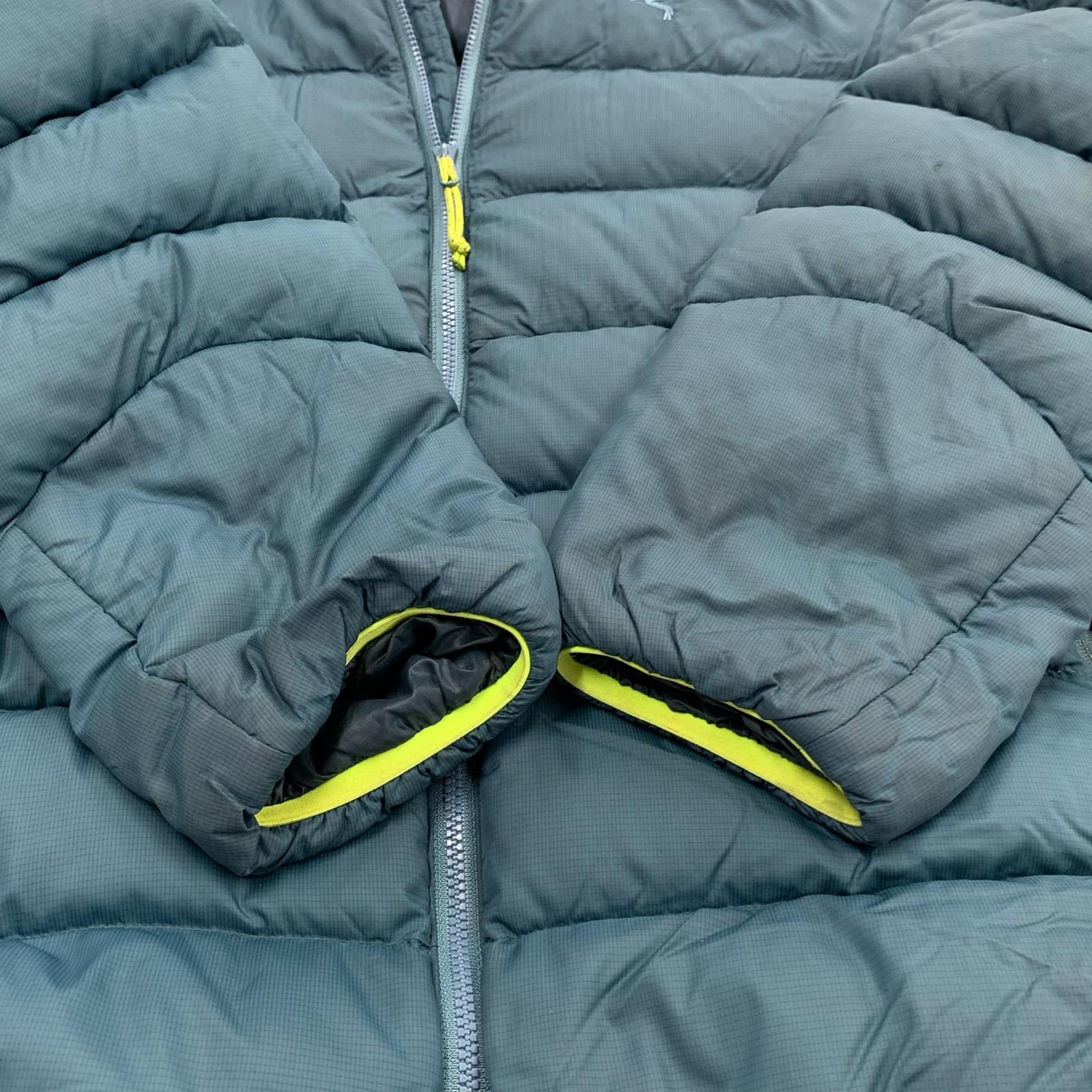 ダウンジャケット Cerium LT Hoody