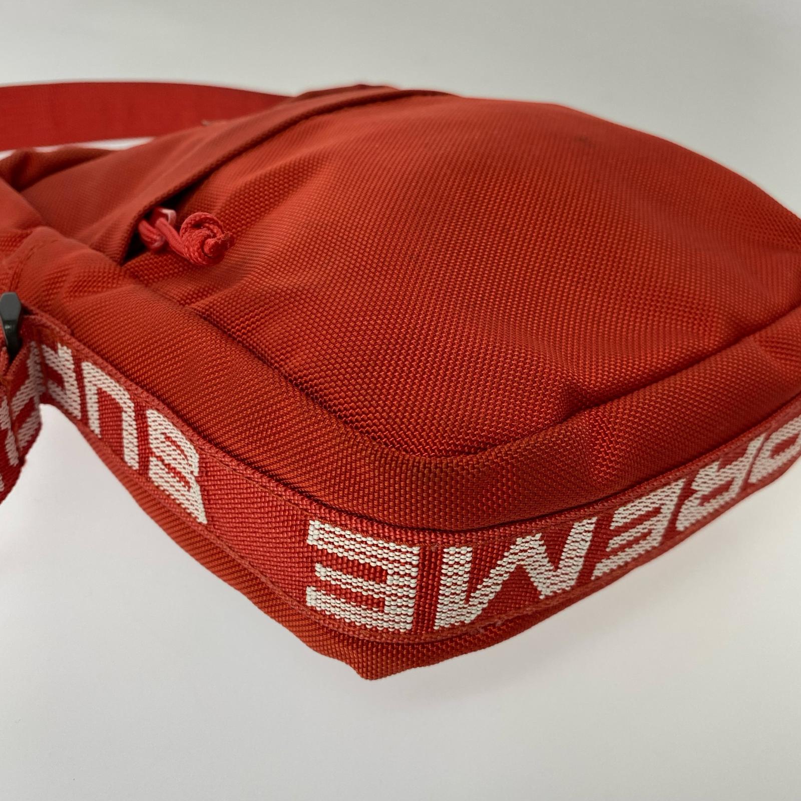 ショルダーバッグ Supreme ショルダーバッグ
