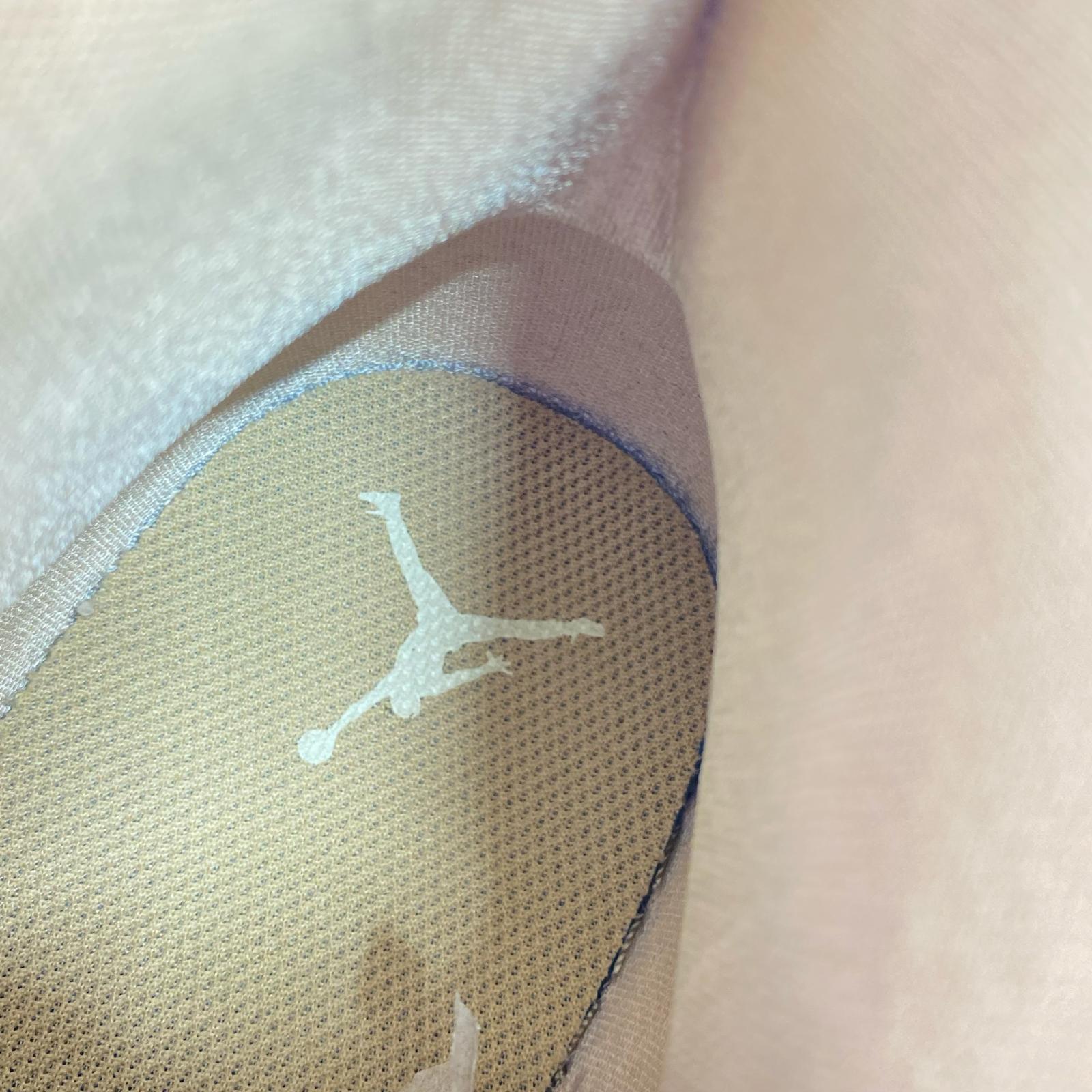 スニーカー Women's Air Jordan 1 Mid Desert/29cm 29cm (US11 UK10 1/2 EU48) ホワイト