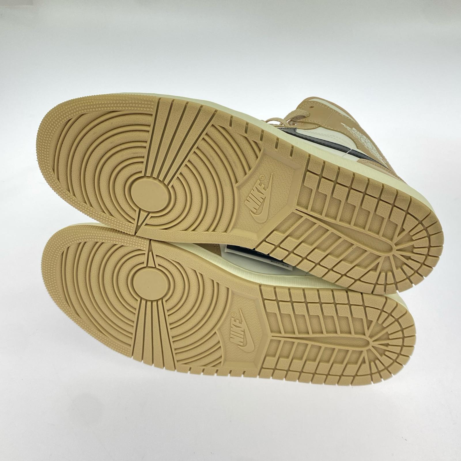 スニーカー Women's Air Jordan 1 Mid Desert/29cm 29cm (US11 UK10 1/2 EU48) ホワイト
