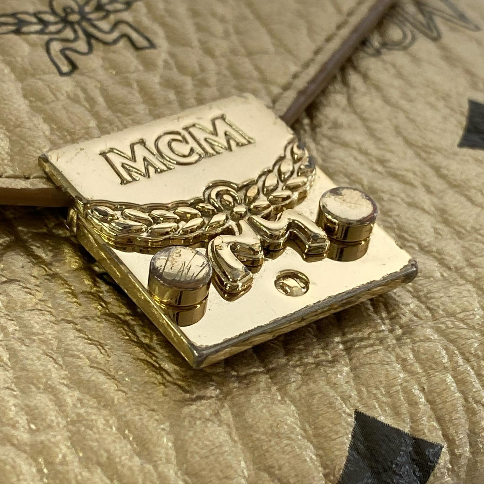 MCM パトリシア 三つ折り財布