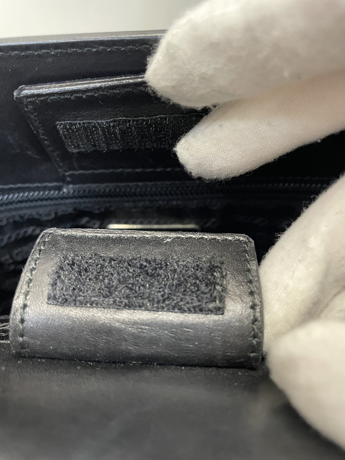 PRADA プラスチックハンドル スクエアハンドバッグ 黒