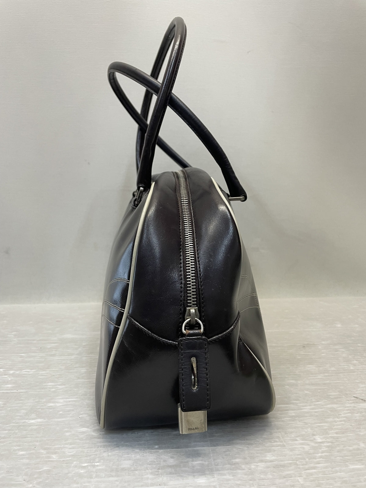 PRADA レザーボーリングバッグ 茶