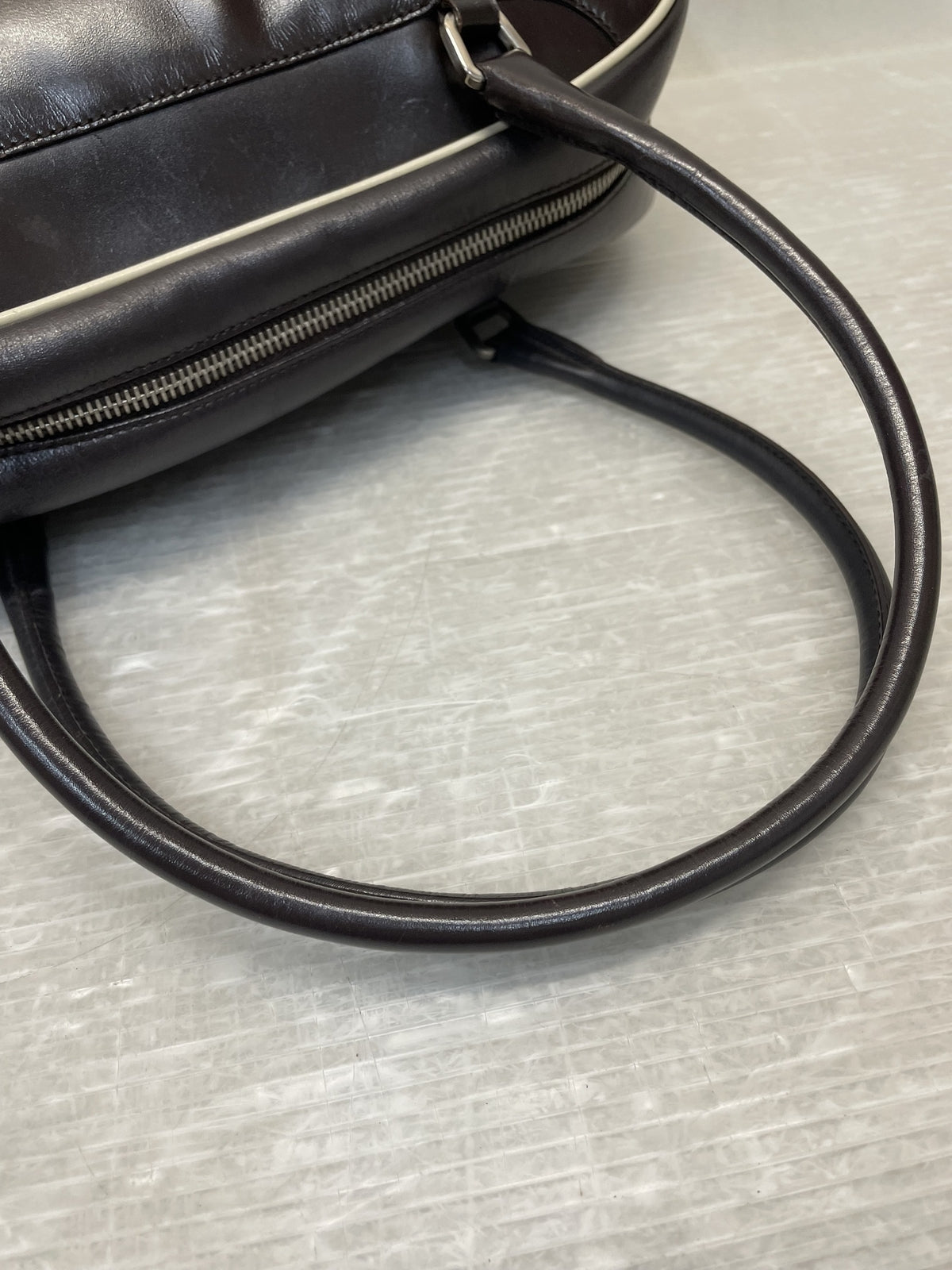 PRADA レザーボーリングバッグ 茶