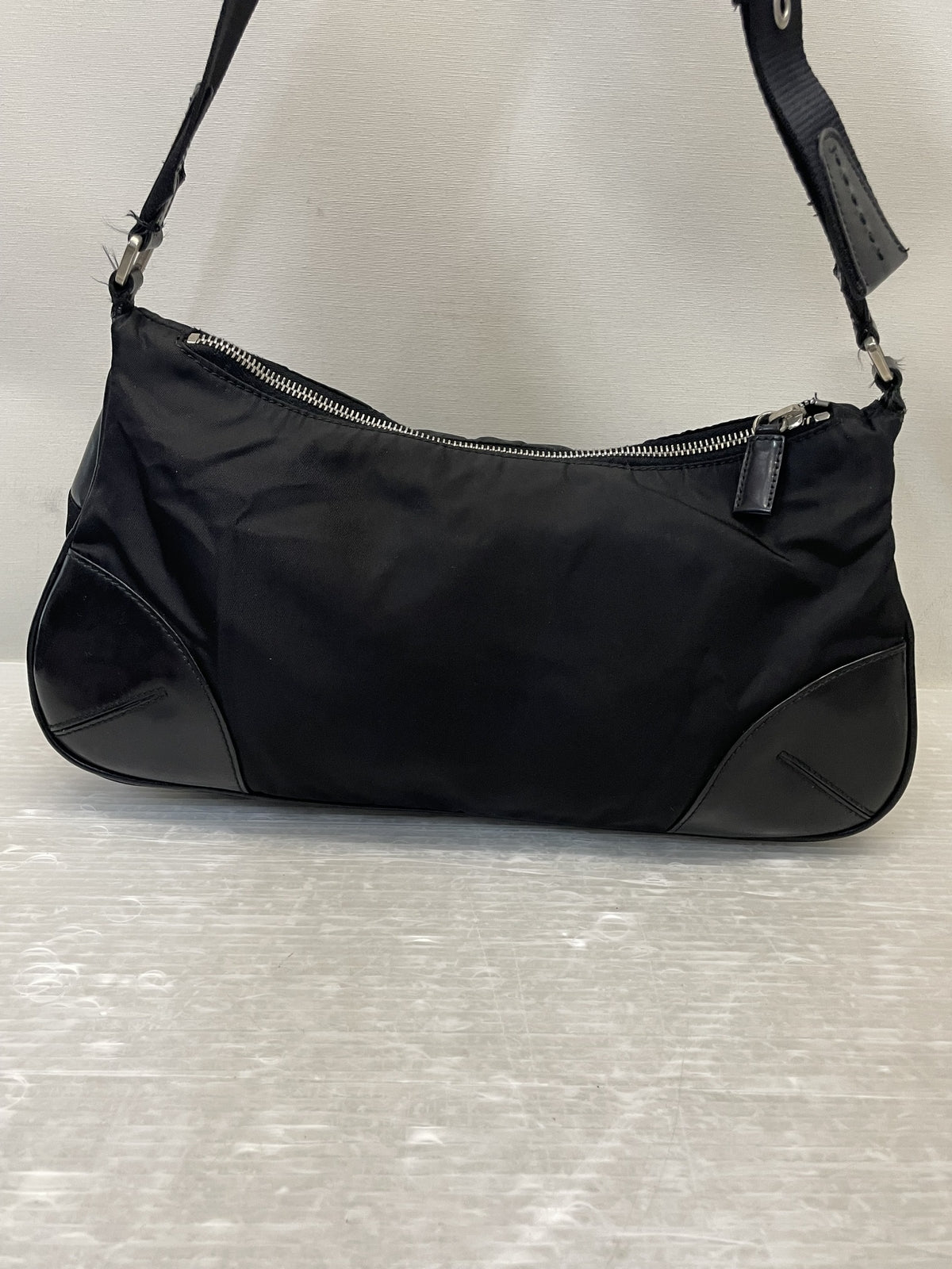 PRADA レザー切替 ナイロンワンショルダーバッグ 黒