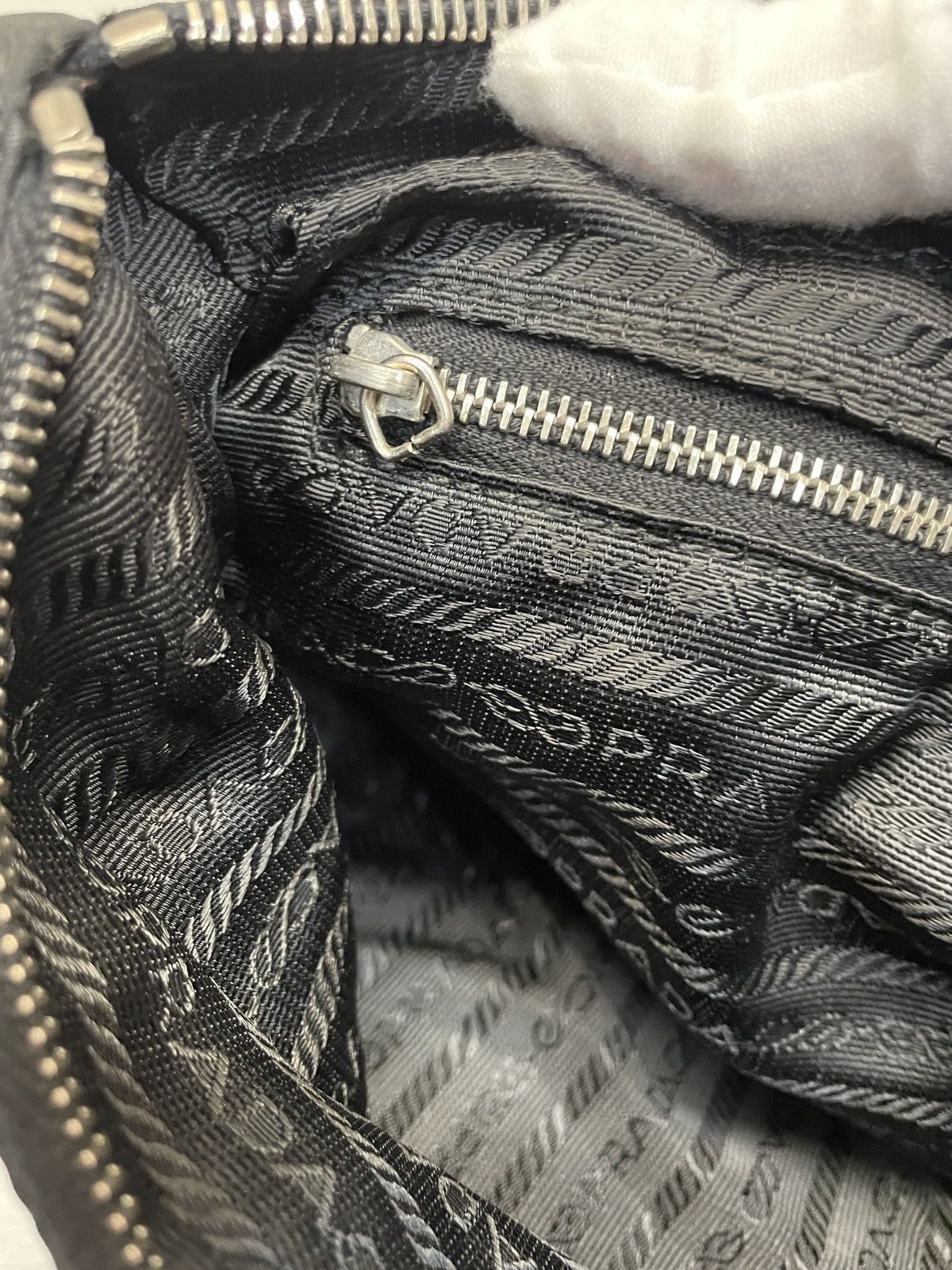 PRADA レザー切替 ナイロンワンショルダーバッグ 黒