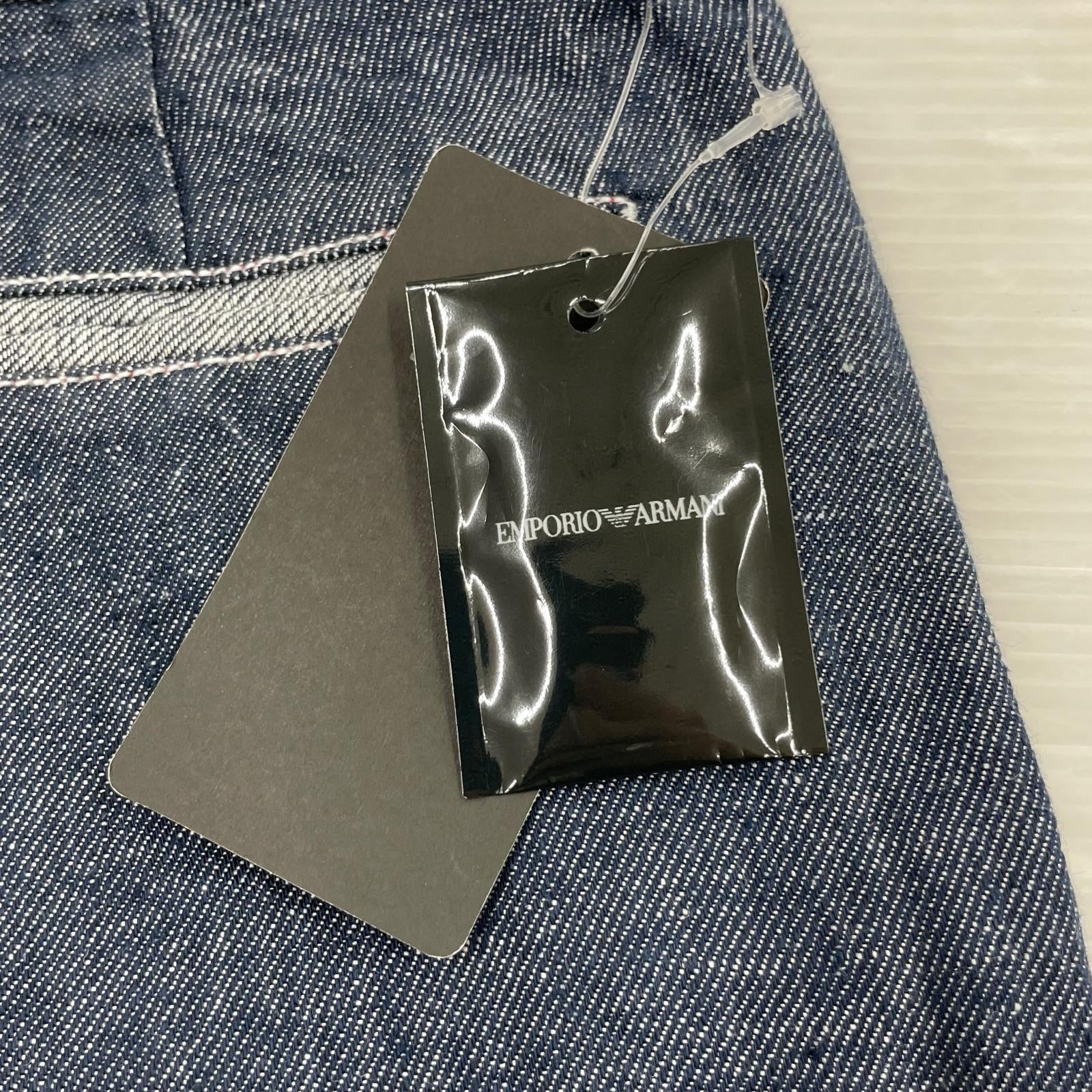 パンツ Blue Chambray Tapered Mid Rise Trouser