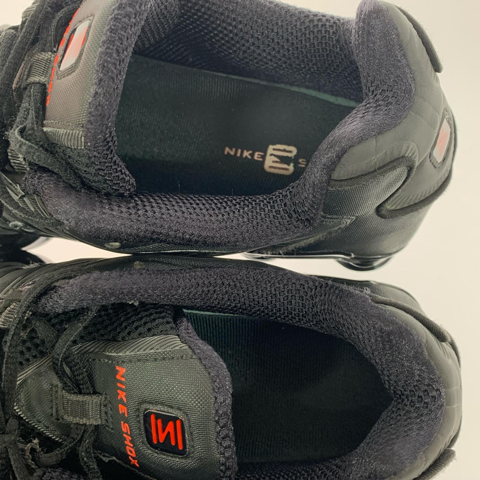 スニーカー AV3595ー002 SHOX TL 黒 (26.0) ブラック