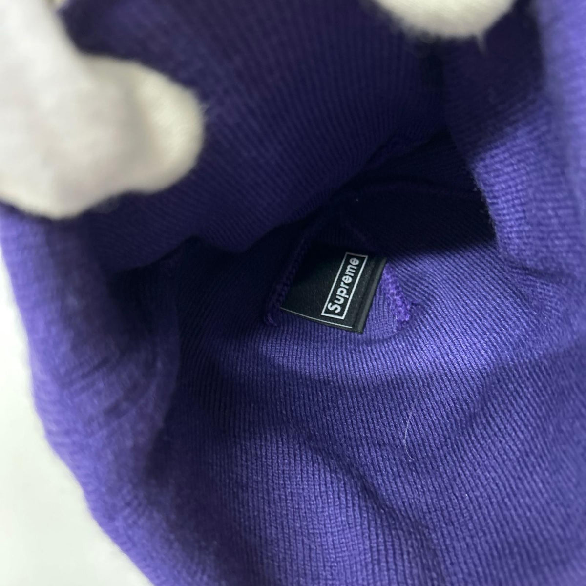 ニットキャップ Cross Box Logo Beanie 紫 パープル