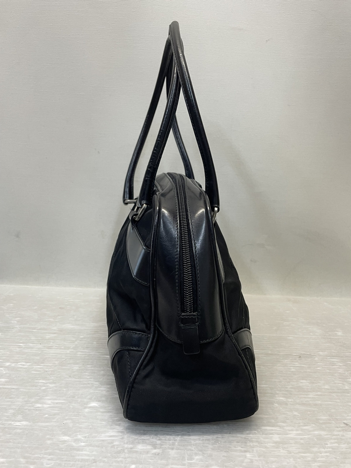 PRADA ボーリングハンドバッグ ブラック