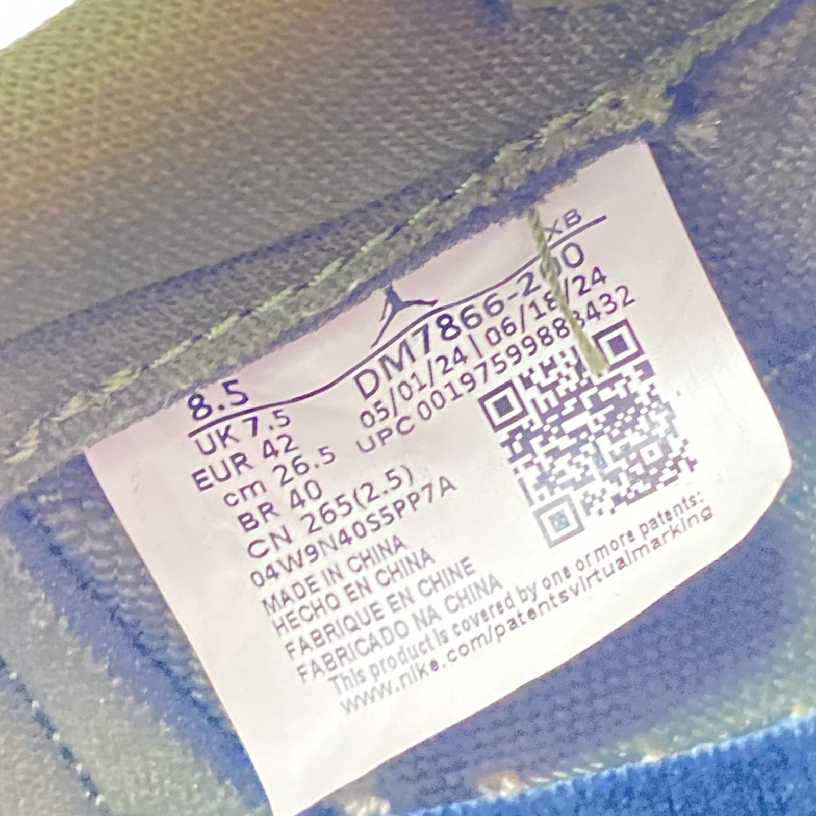 スニーカー TRAVIS SCOTT AIR JORDAN1 LOW OG SP 26.5cm (US8 1/2 UK8 EU43) カーキ