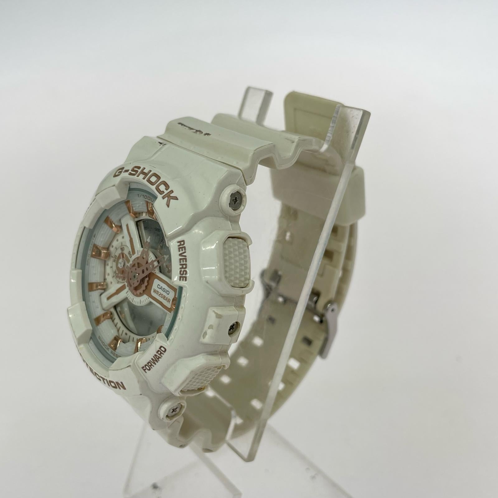 腕時計 デジアナ クォーツ GA-110LB 白 ホワイト