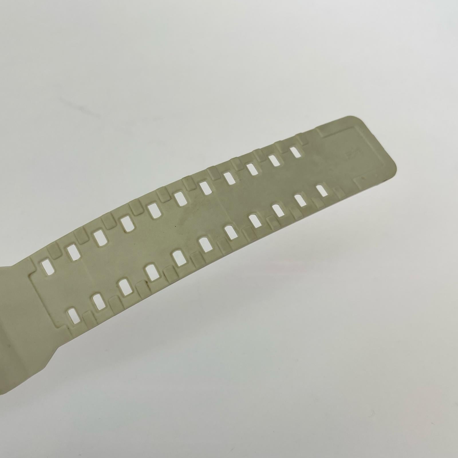 腕時計 デジアナ クォーツ GA-110LB 白 ホワイト