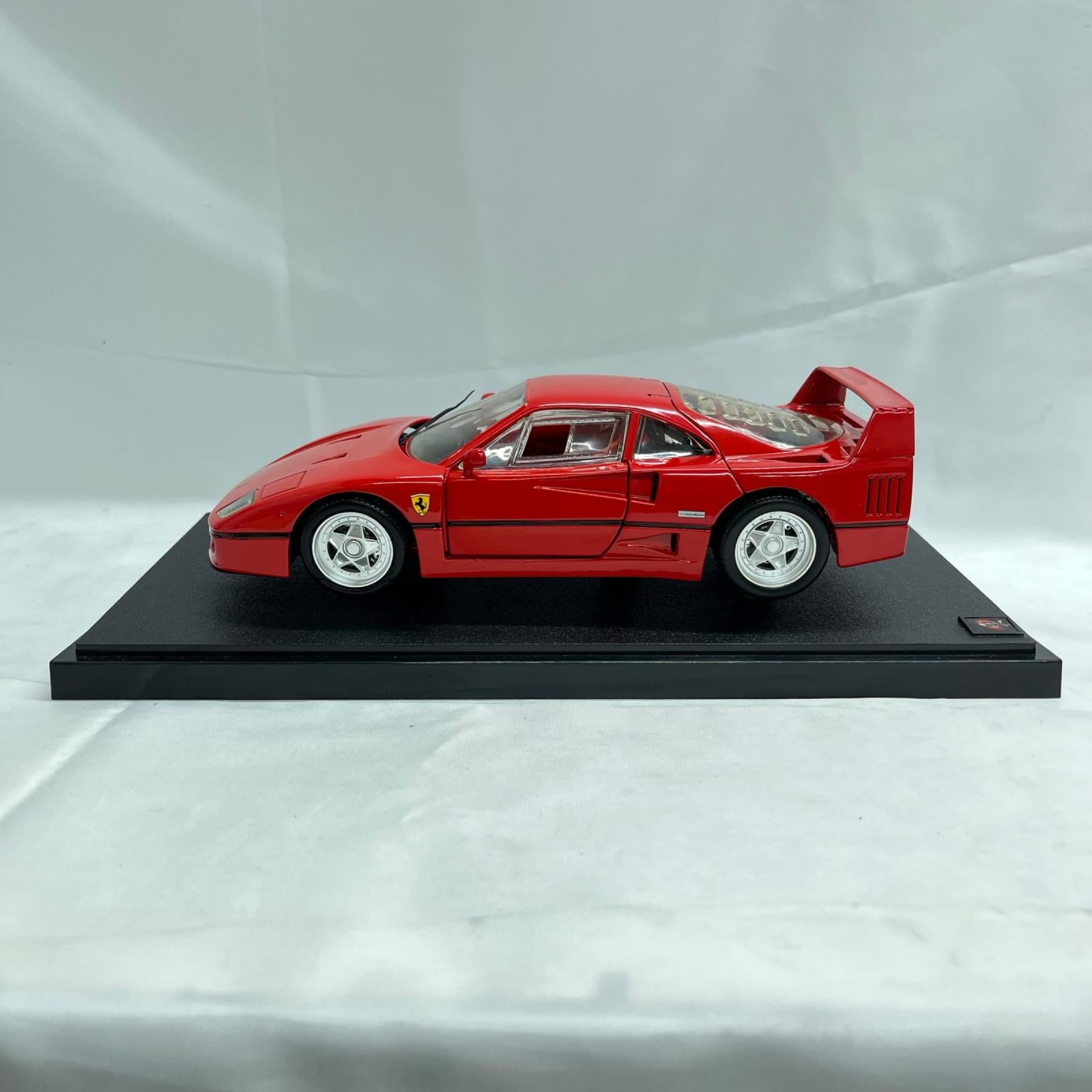 hot wheels F40 1/18 フェラーリ Hot Wheels スケールカー