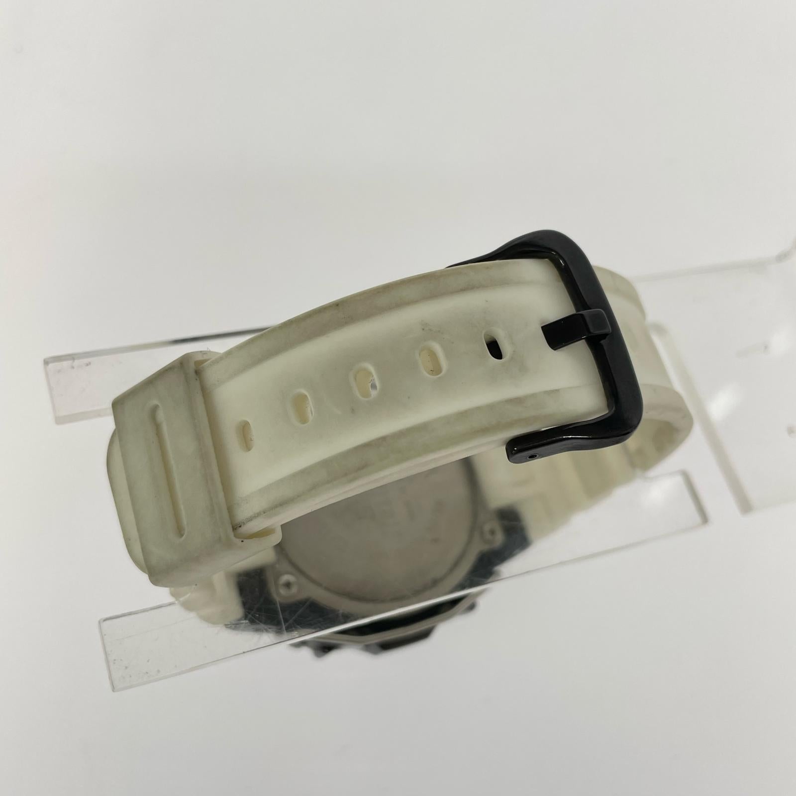 腕時計 DW-5600E 黒白 ブラック