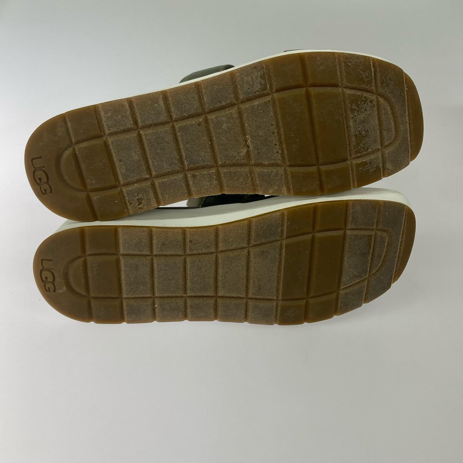 その他靴 UGG サンダル 24cm (US6 UK5 1/2 EU38)