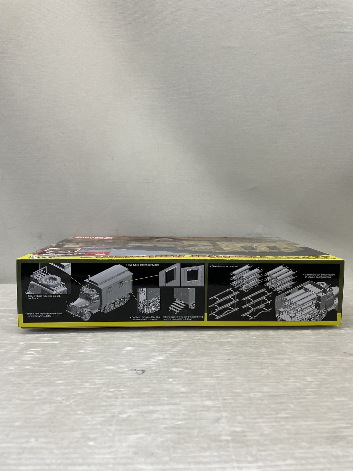 1/35 WWII ドイツ軍 Sd.Kfz.3 マウルティア 野戦救急車 プラモデルその他