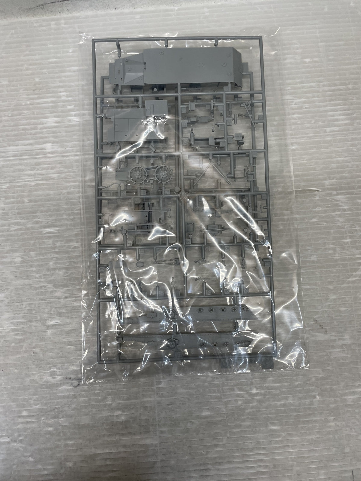 1/35 WW.II ドイツ軍 Sd.Kfz.250 A型 3.7cm/2.8 プラモデルその他